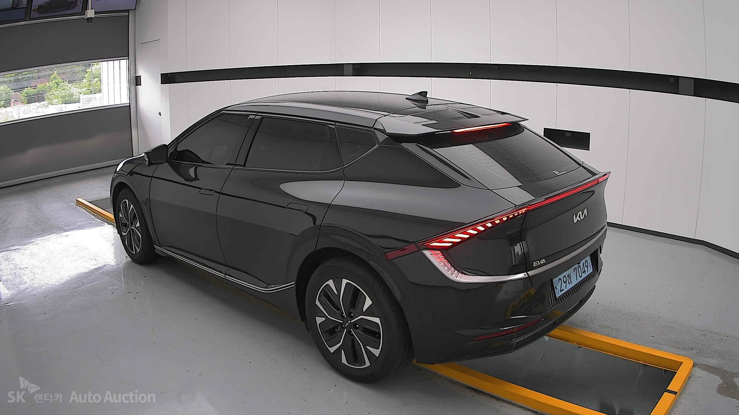 2022 - kia ev6
