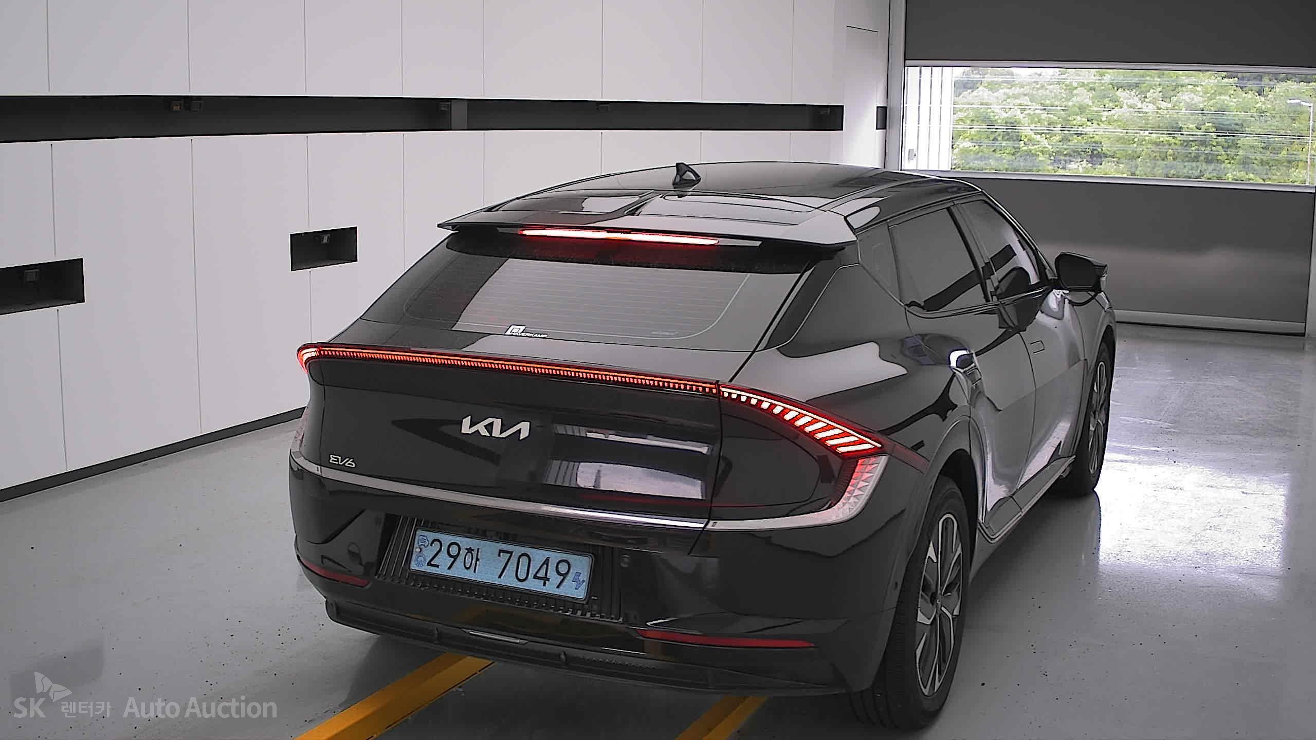 2022 - kia ev6