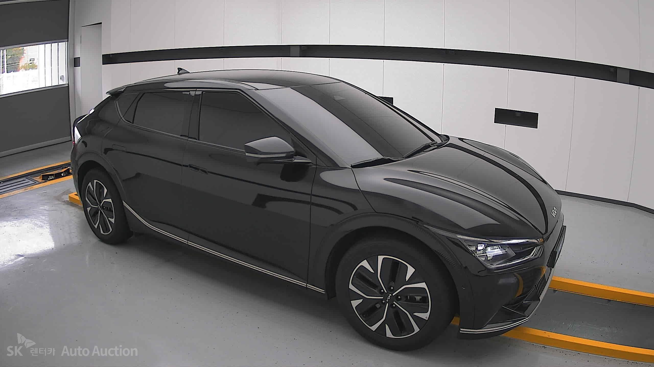 2022 - kia ev6