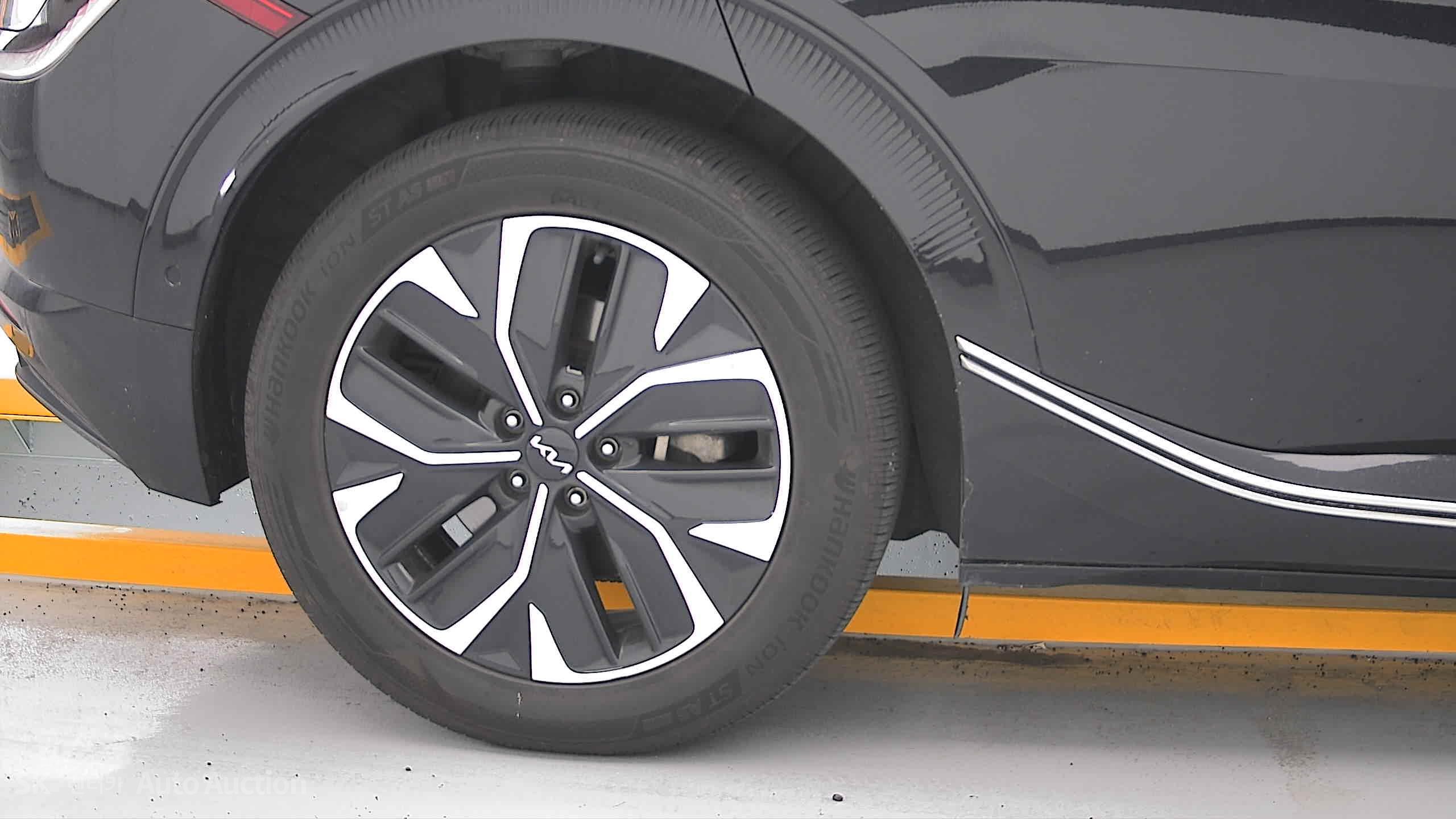 2022 - kia ev6