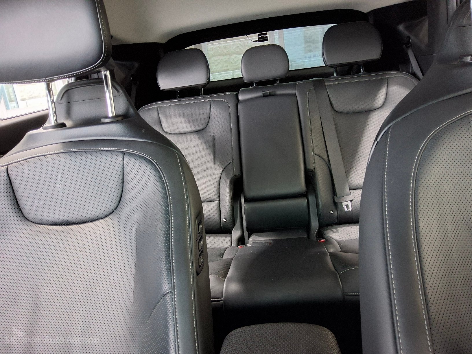 2022 - kia ev6