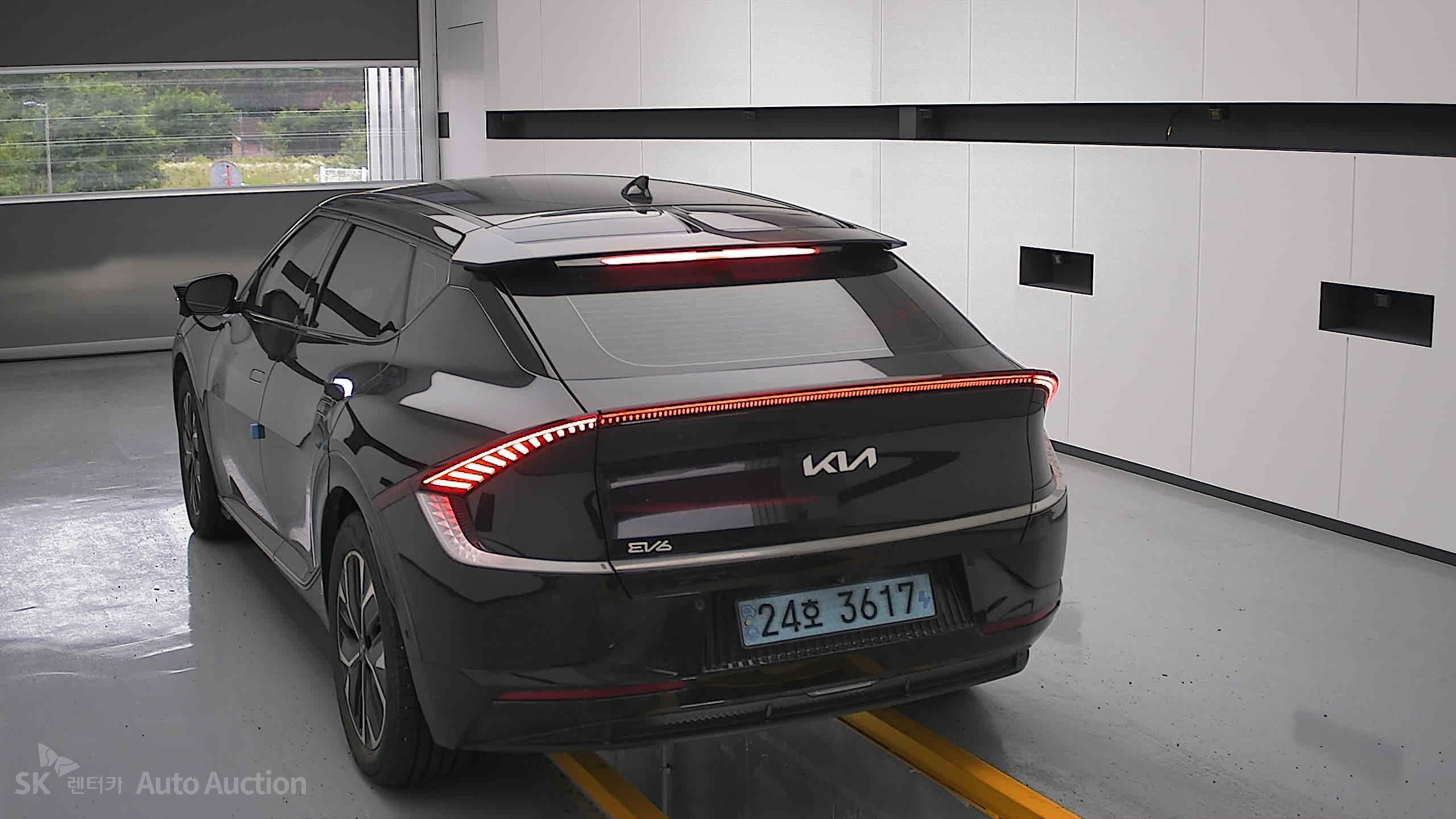 2022 - kia ev6
