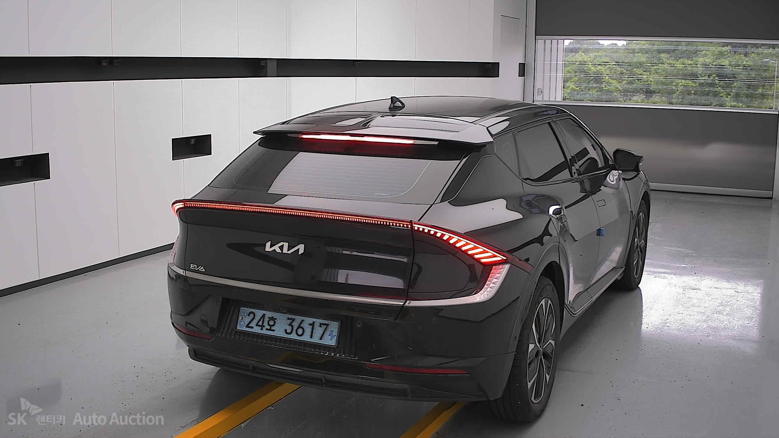 2022 - kia ev6
