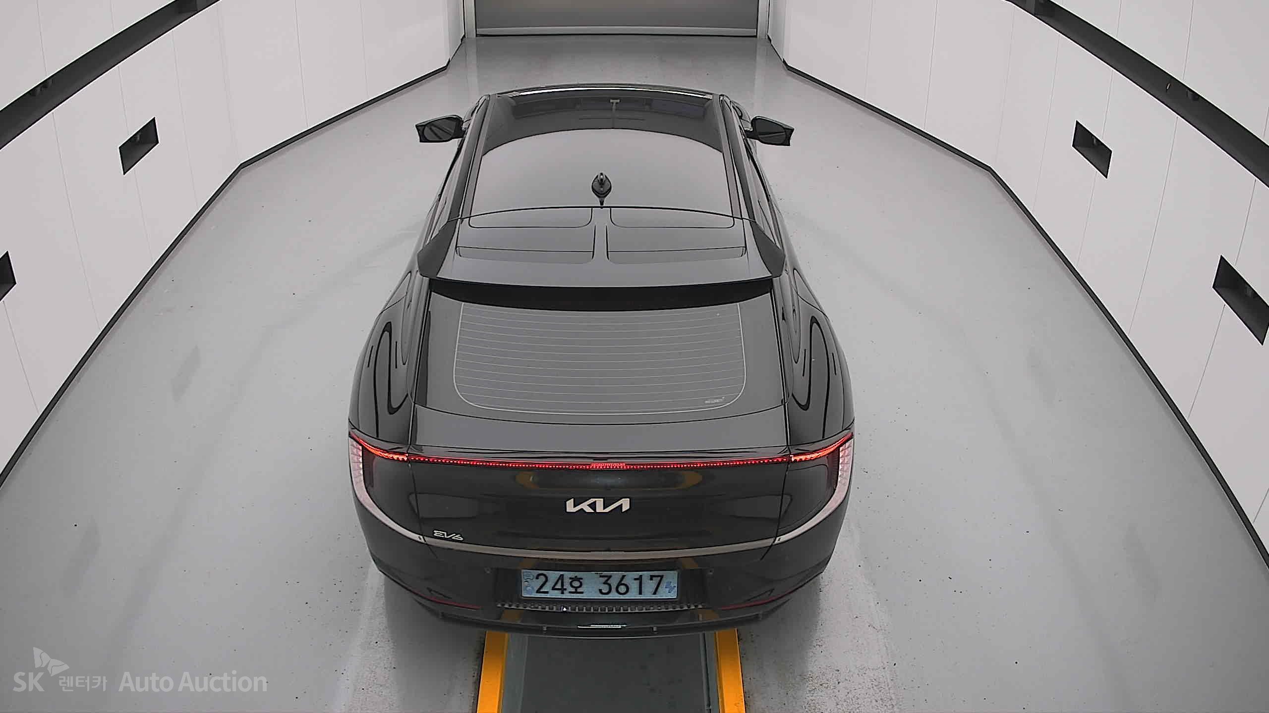2022 - kia ev6