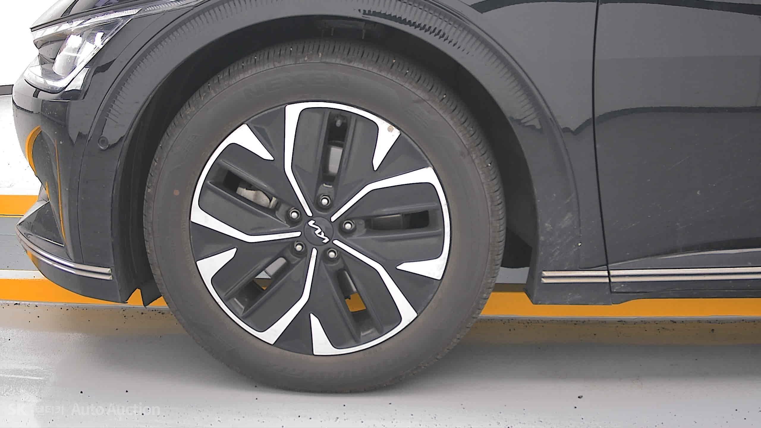 2022 - kia ev6