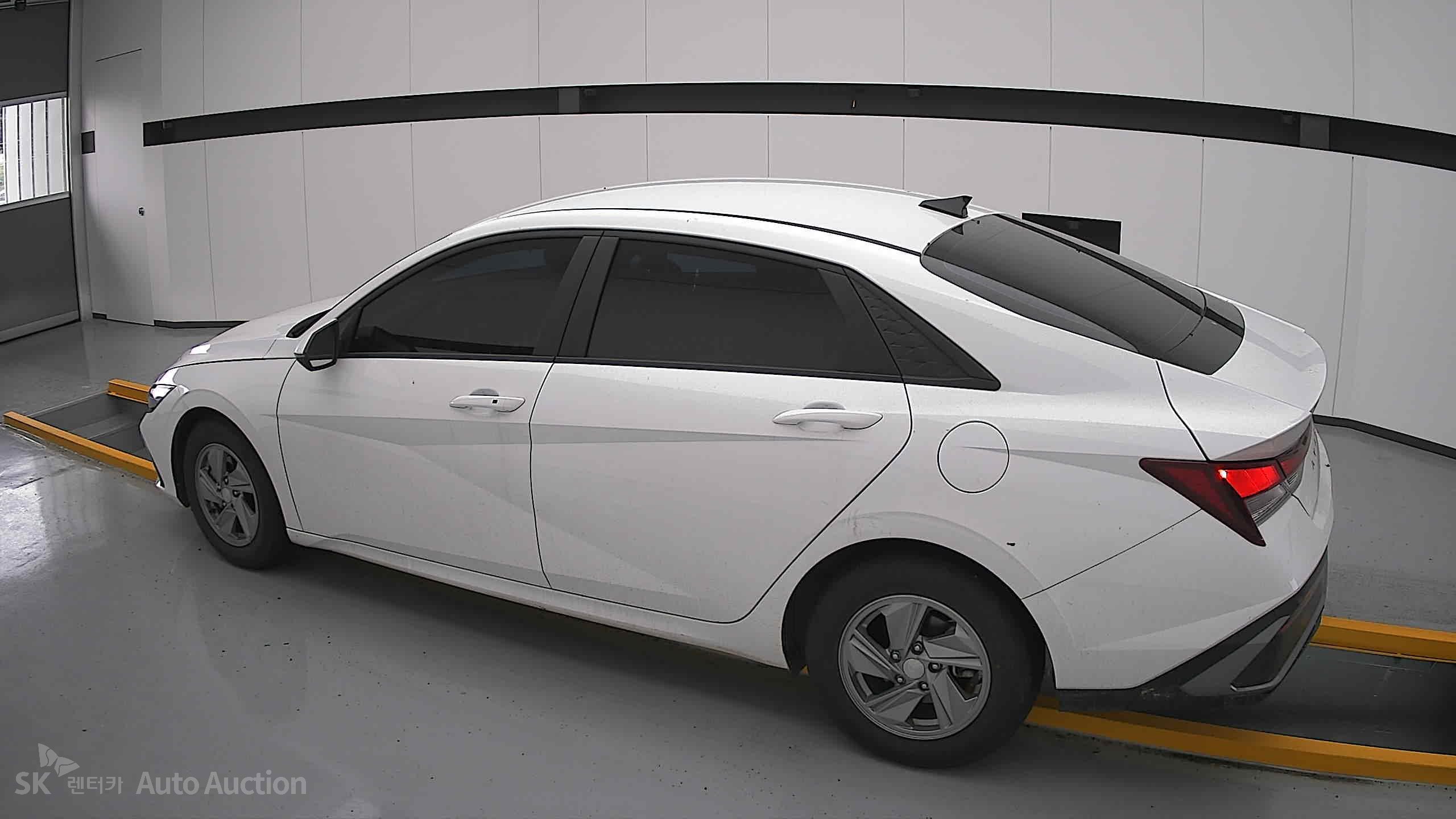 2024 - hyundai avante