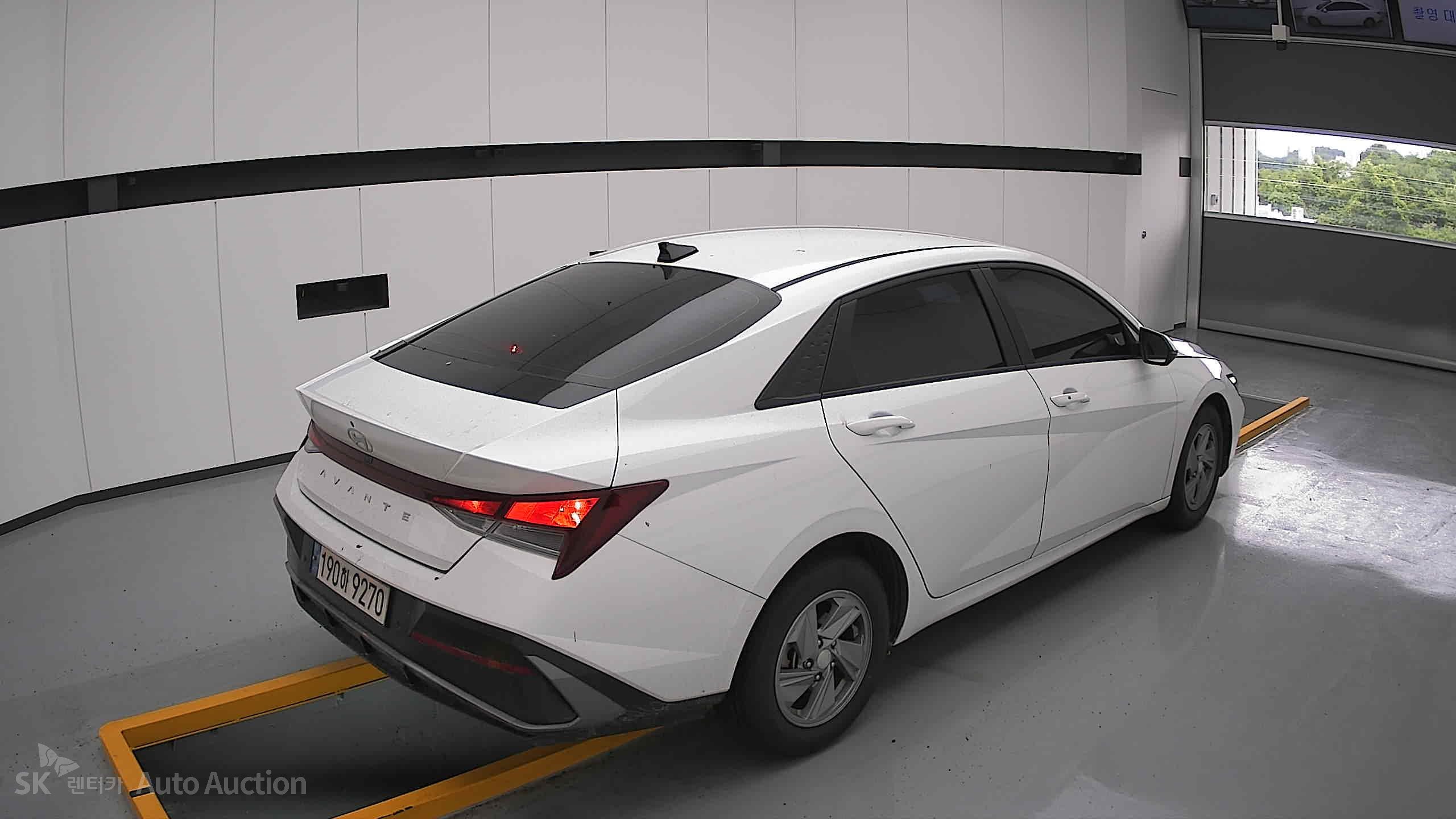 2024 - hyundai avante