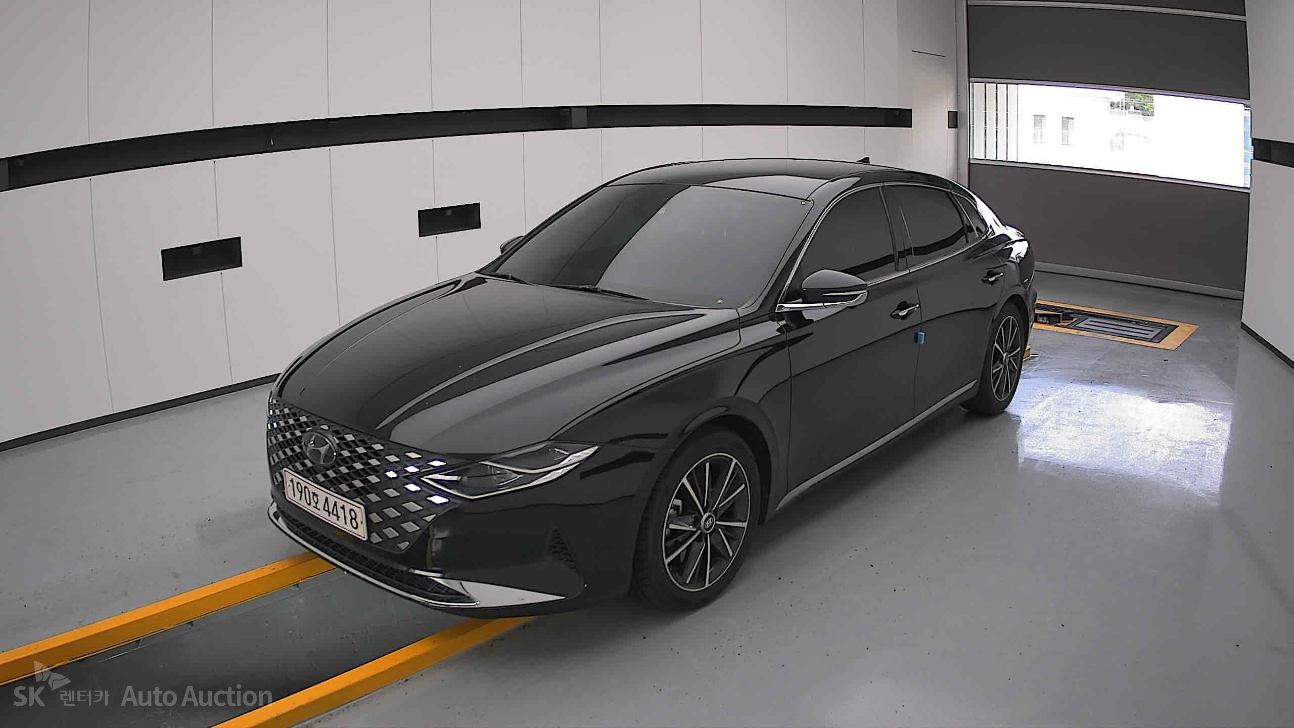 2022 - hyundai grandeur
