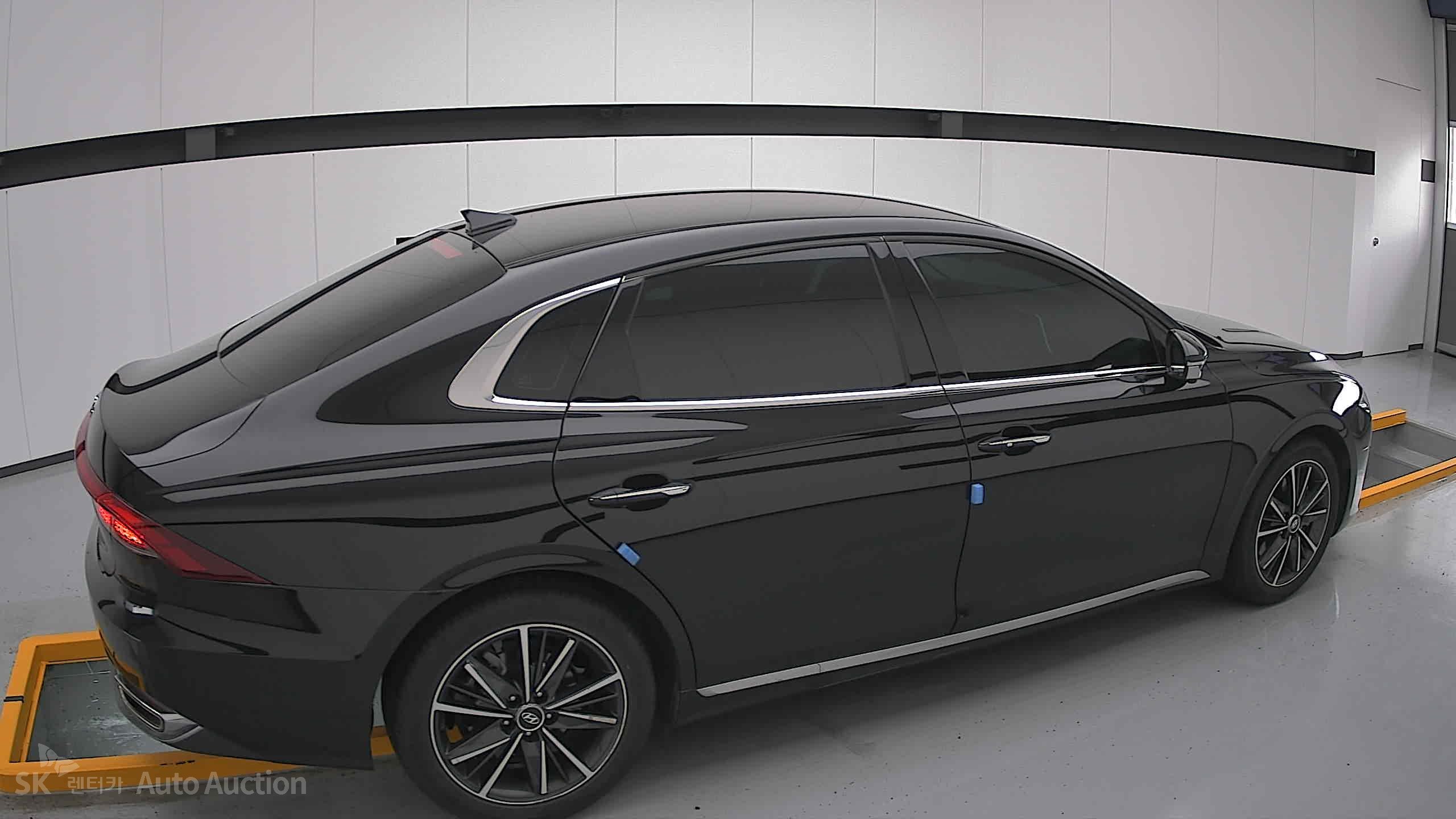 2022 - hyundai grandeur