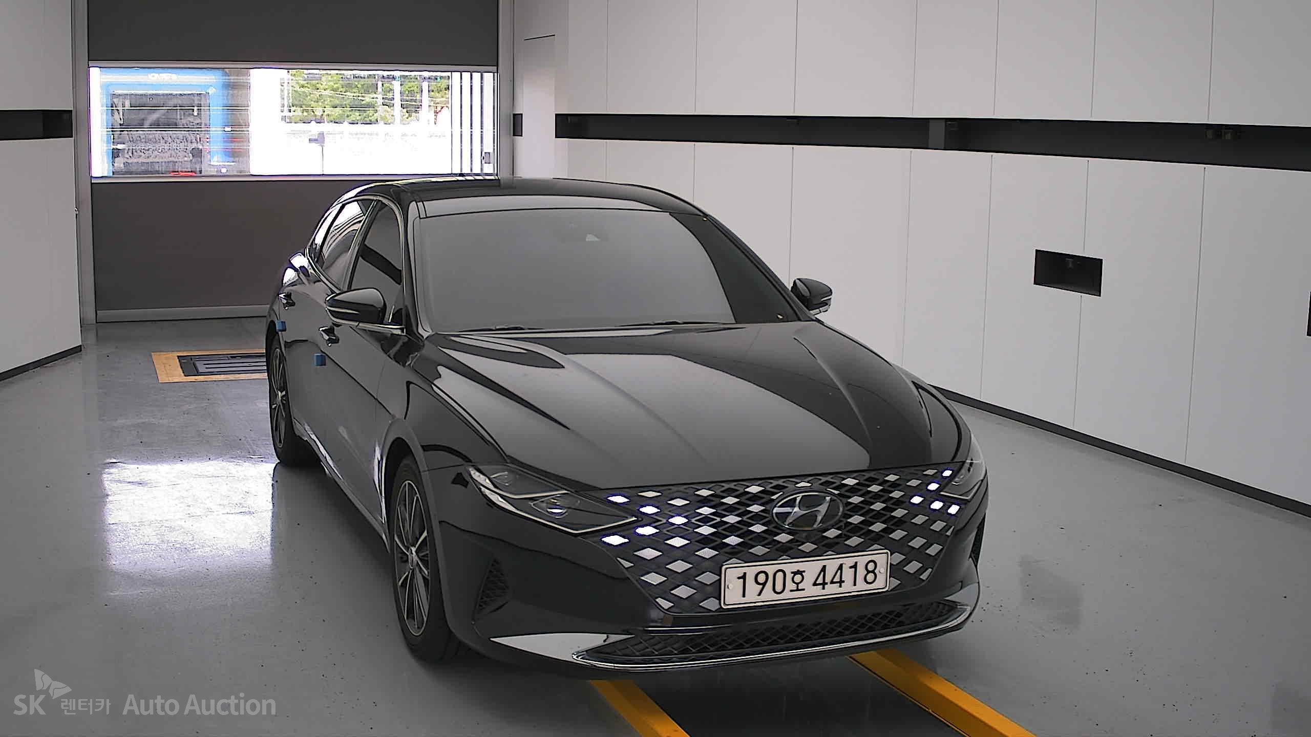 2022 - hyundai grandeur