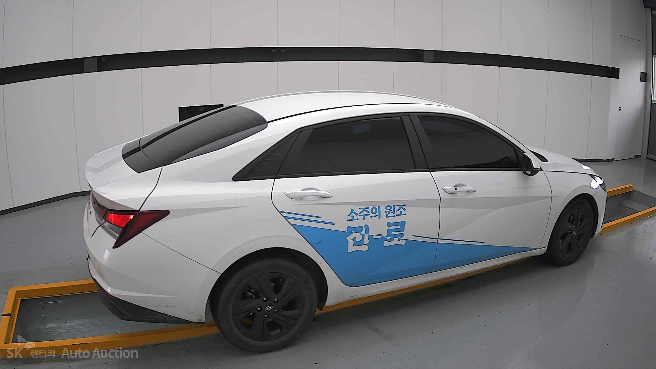 2023 - hyundai avante