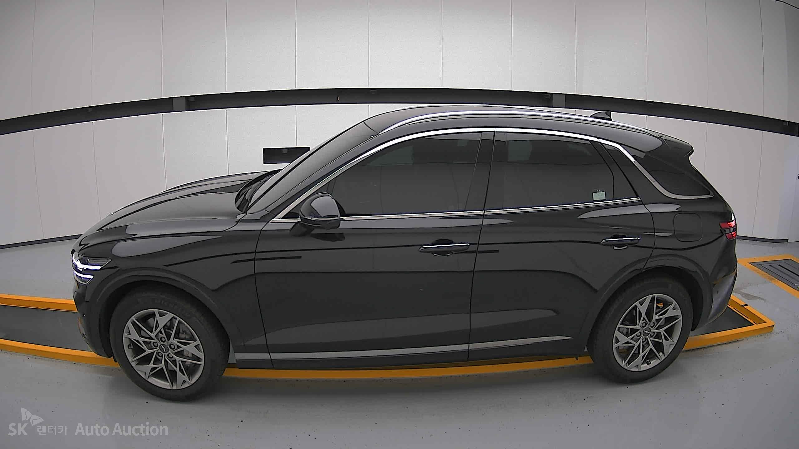 2023 - genesis gv70