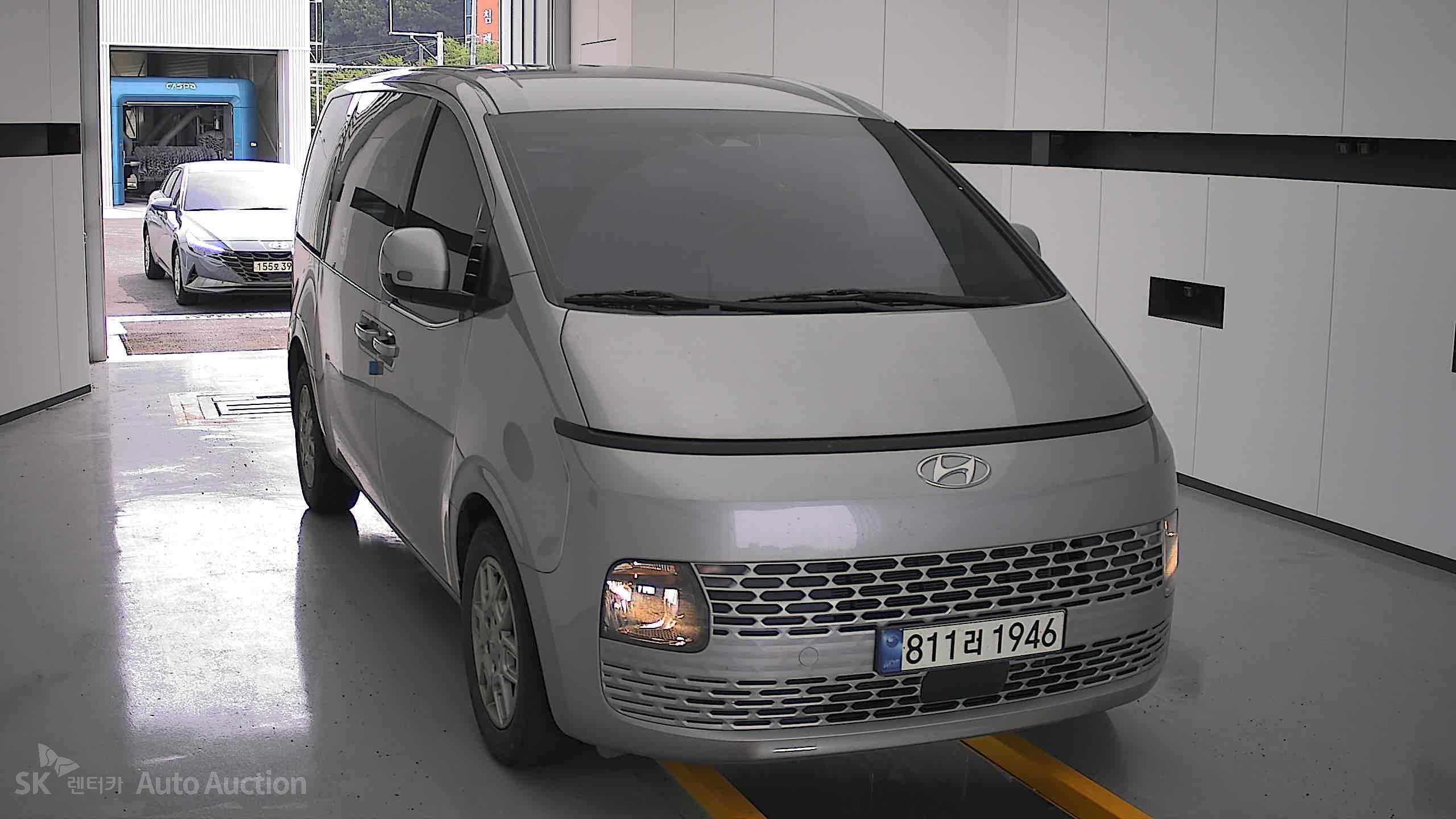 2024 - hyundai staria