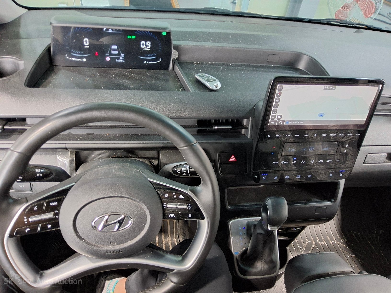 2024 - hyundai staria