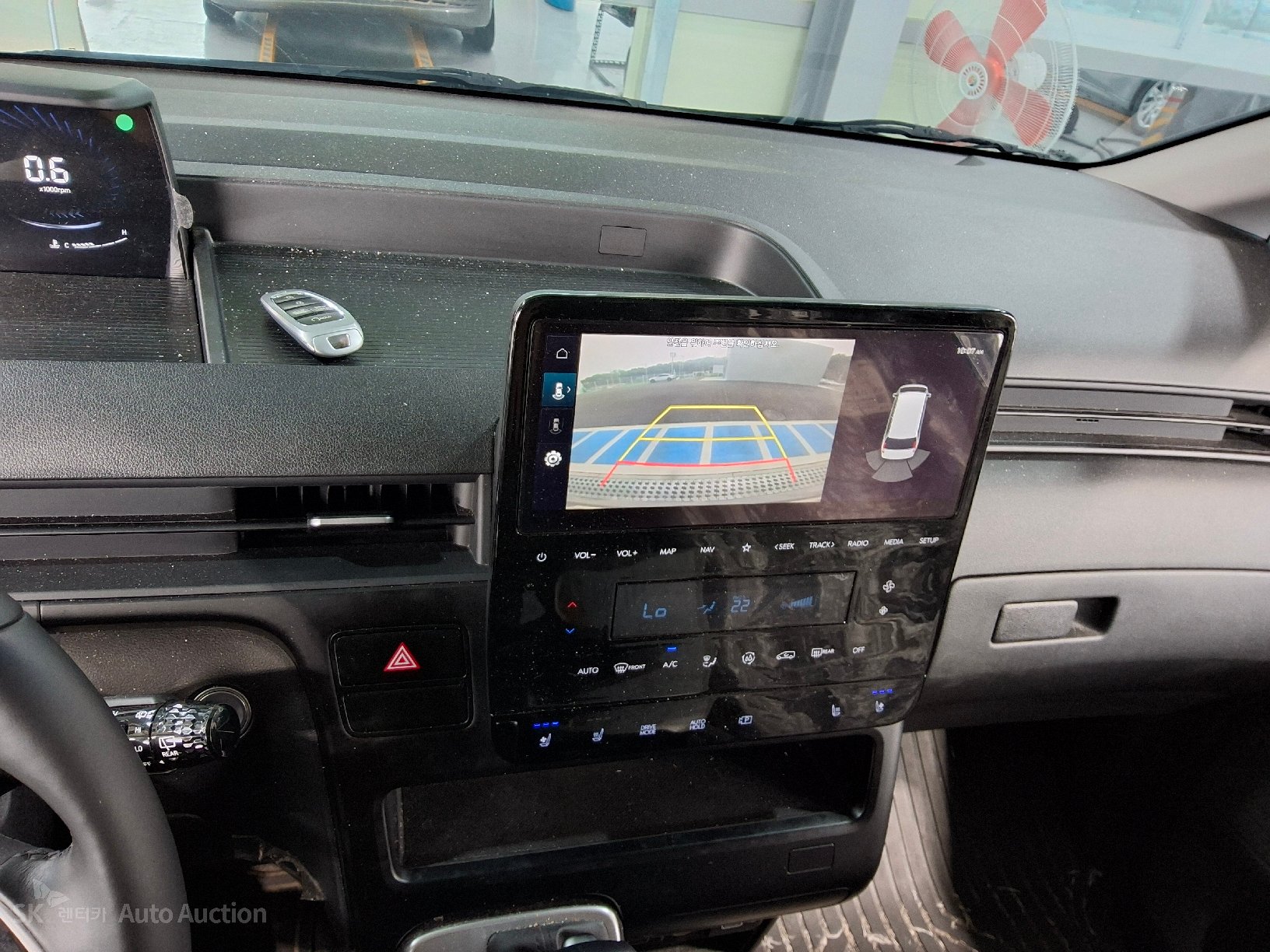 2024 - hyundai staria
