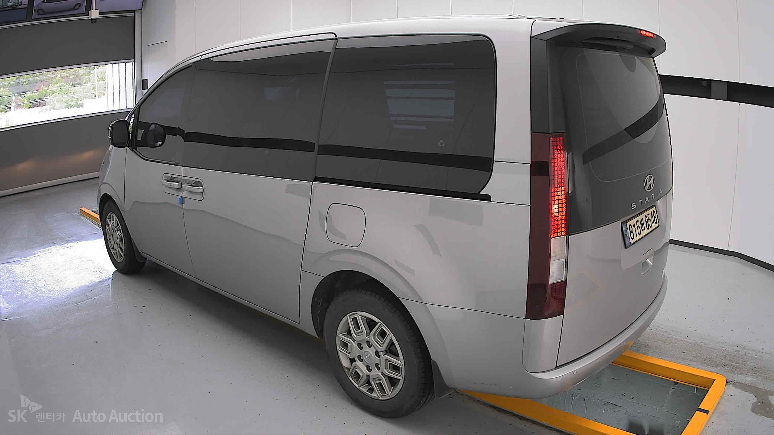 2024 - hyundai staria