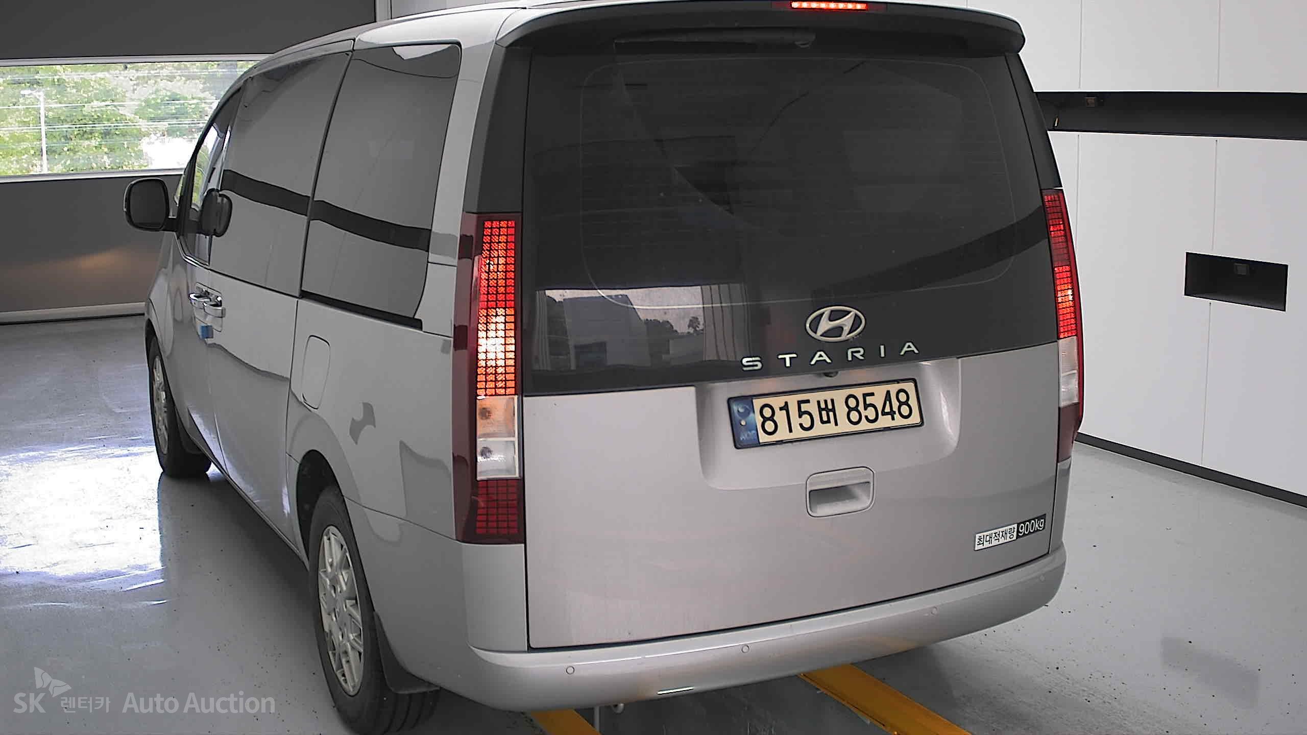 2024 - hyundai staria