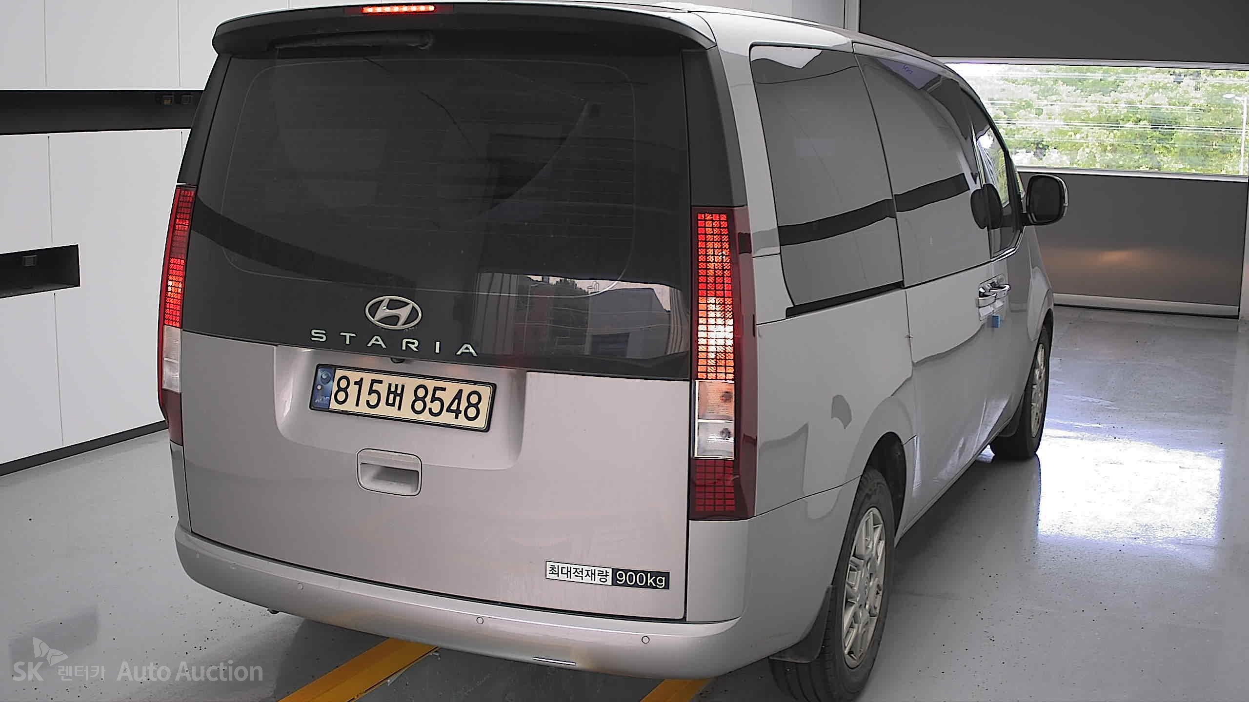 2024 - hyundai staria