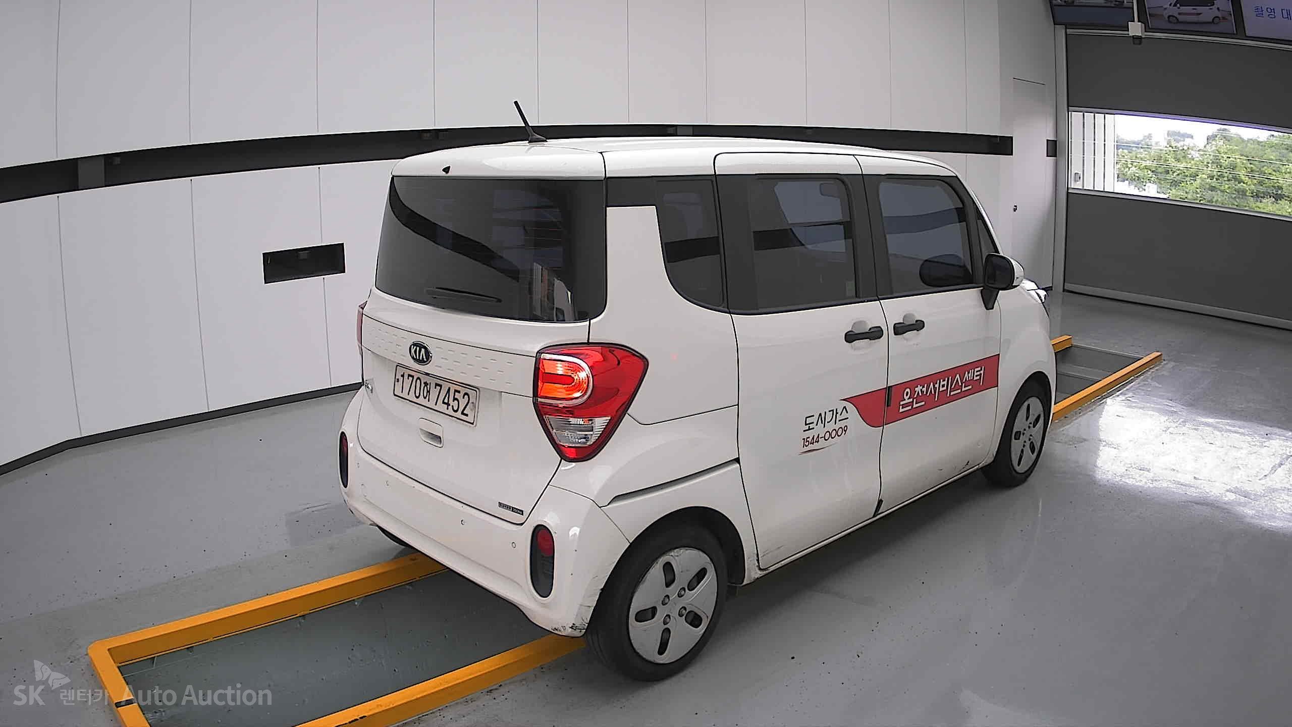 2021 - kia ray