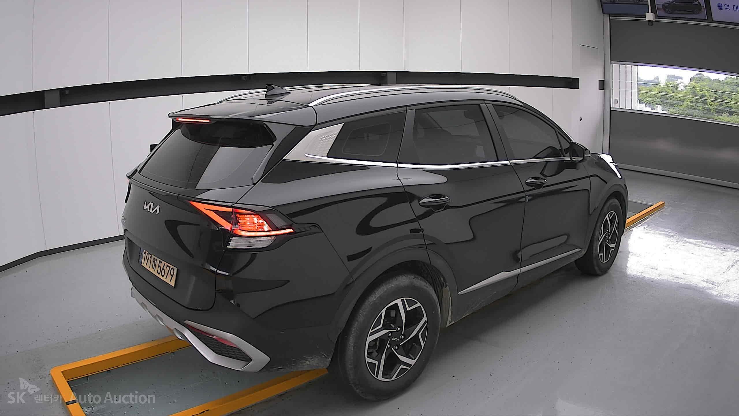 2022 - kia sportage