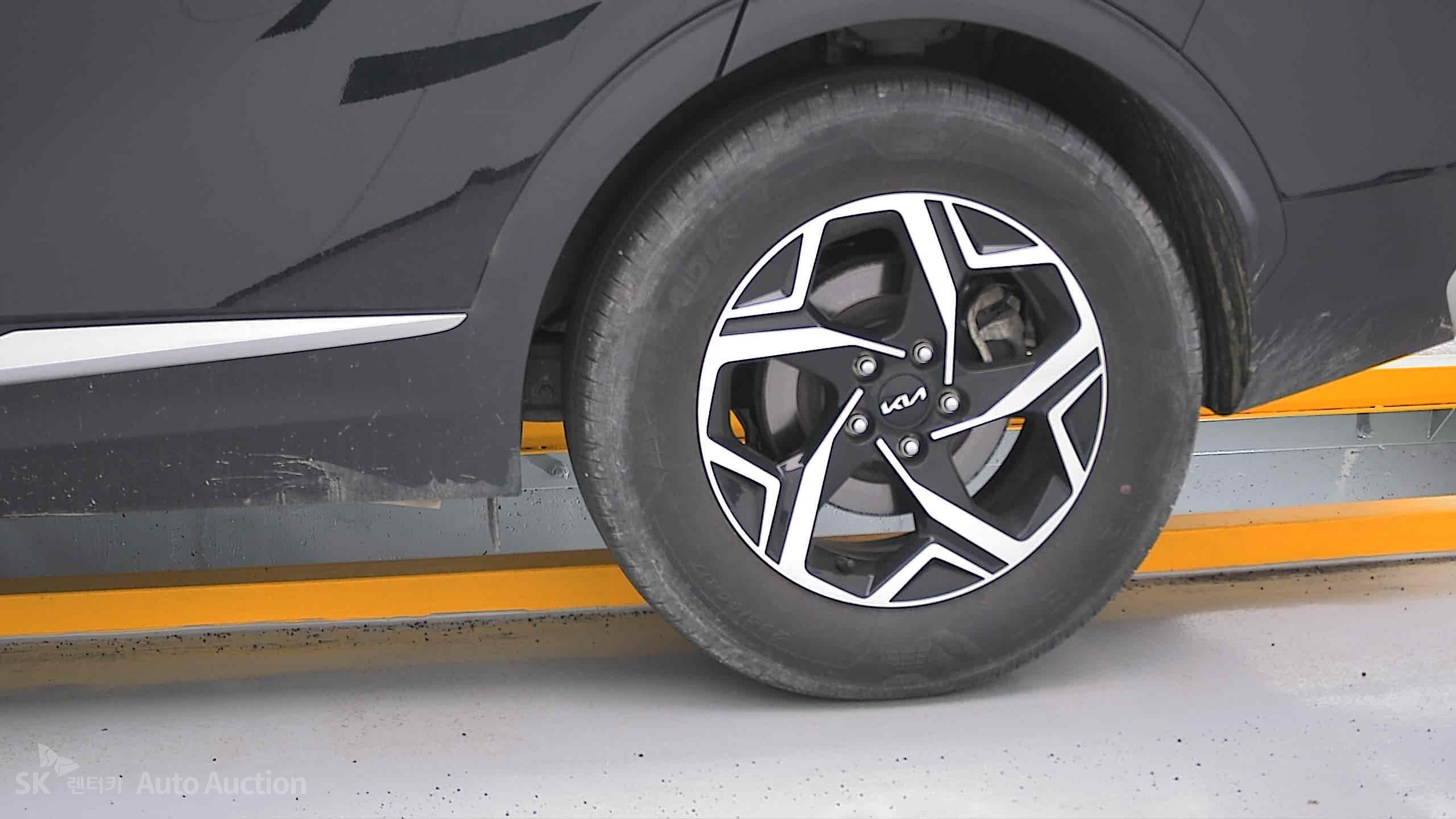 2022 - kia sportage