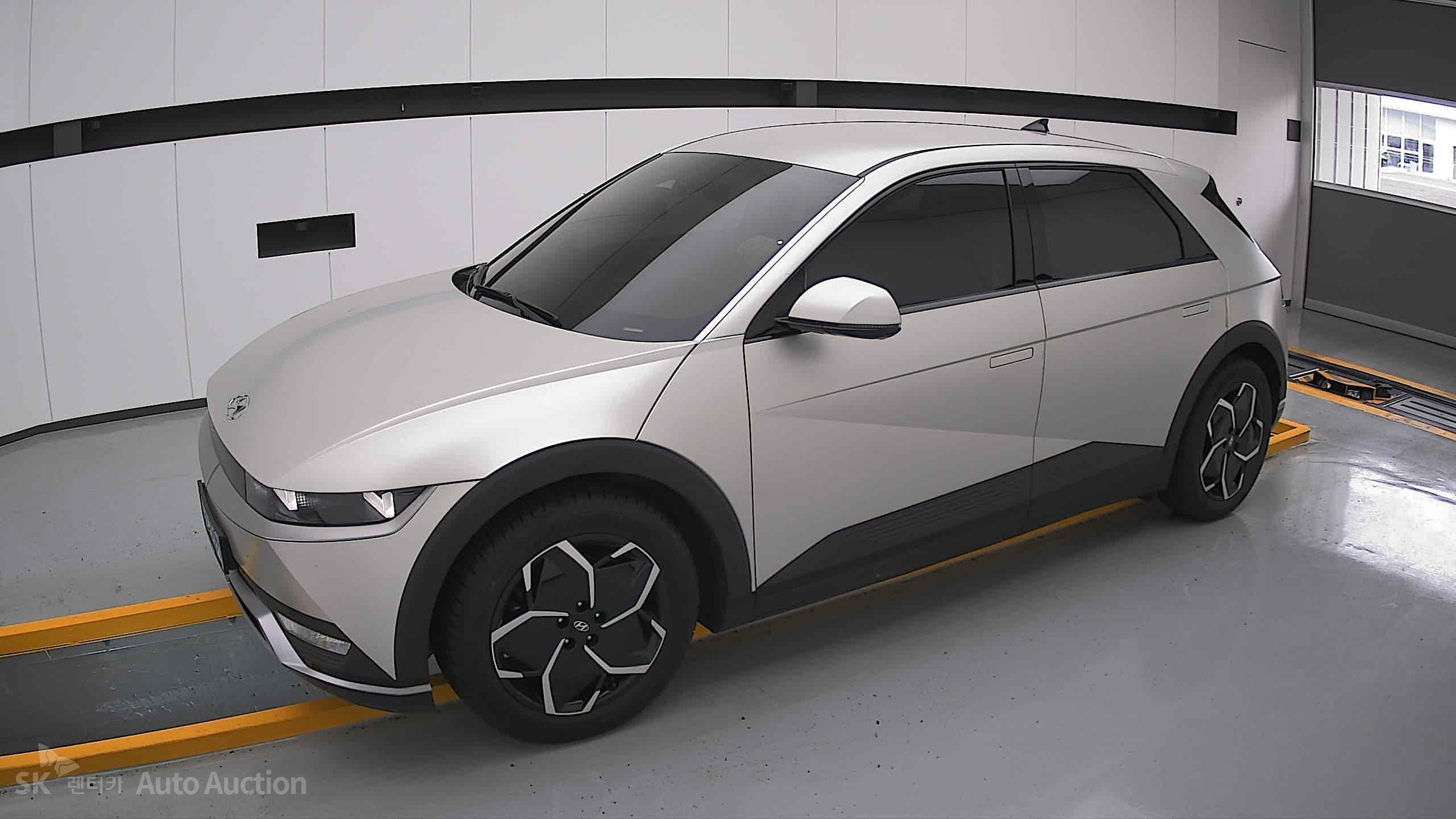2022 - hyundai ioniq