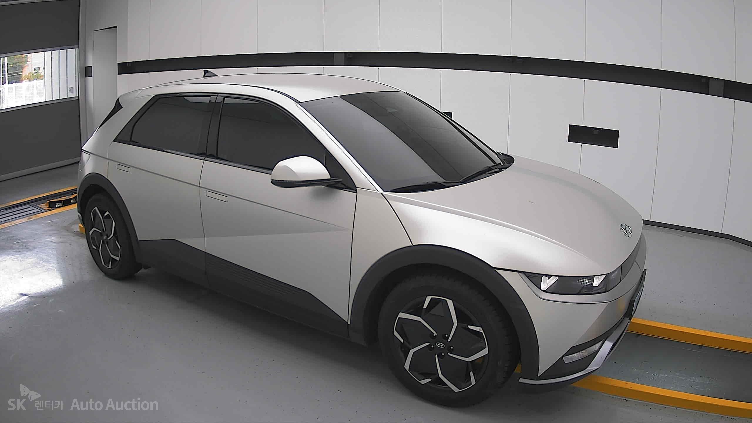 2022 - hyundai ioniq