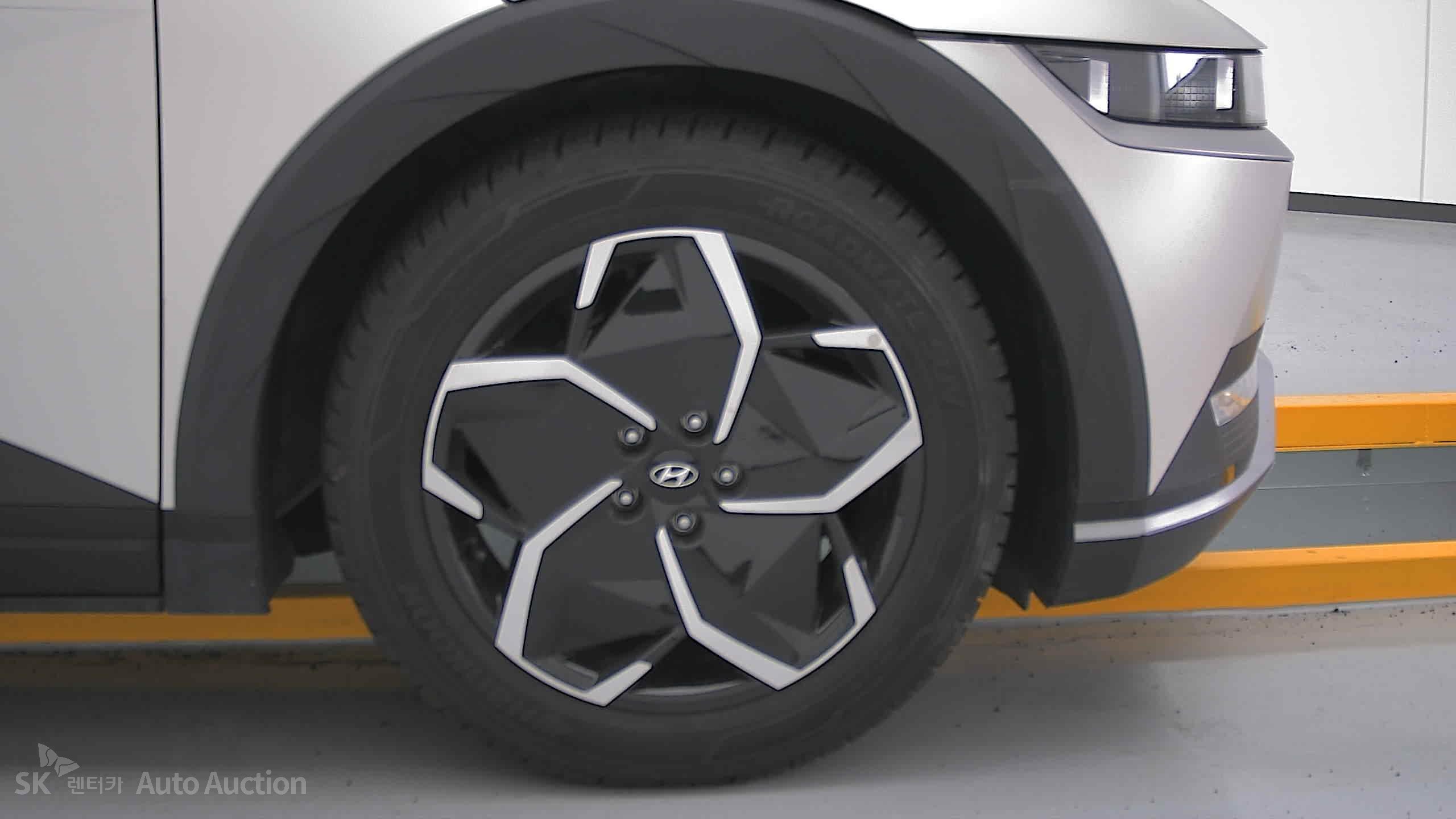 2022 - hyundai ioniq