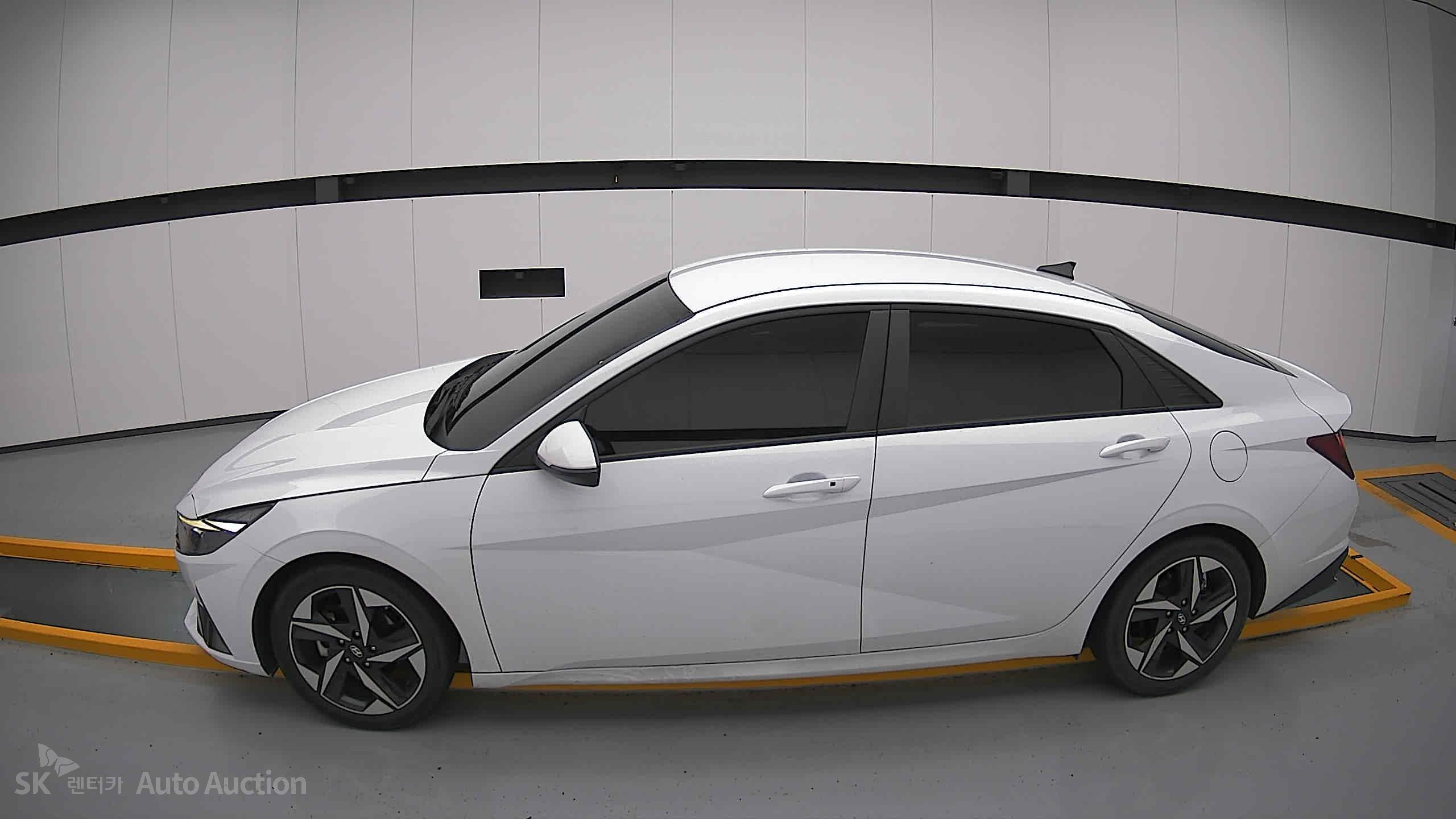 2023 - hyundai avante