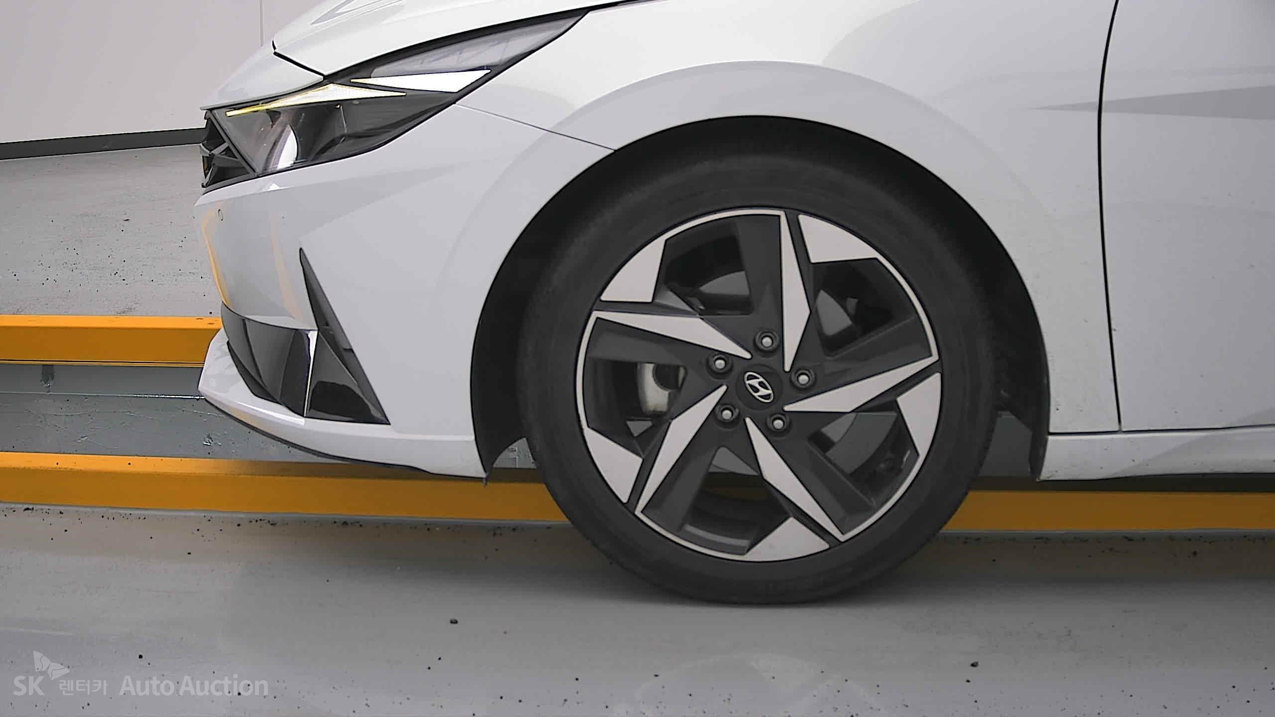 2023 - hyundai avante