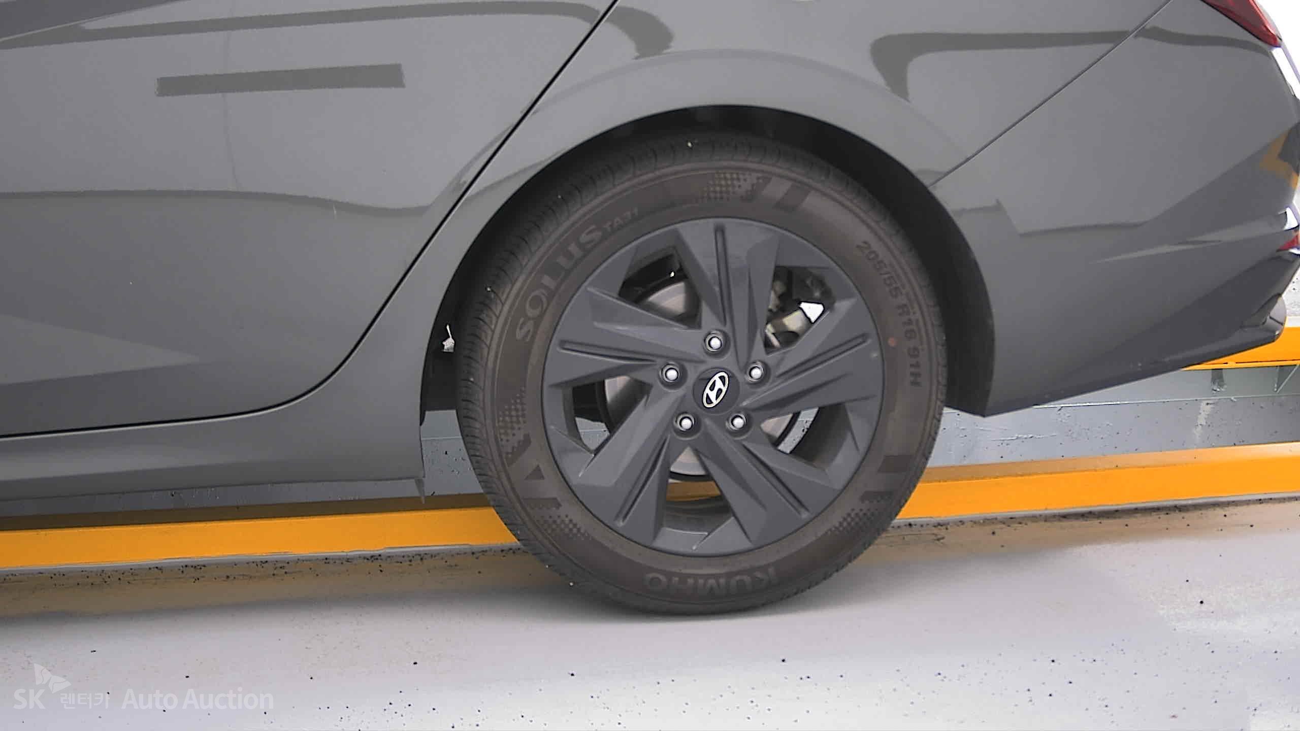 2023 - hyundai avante