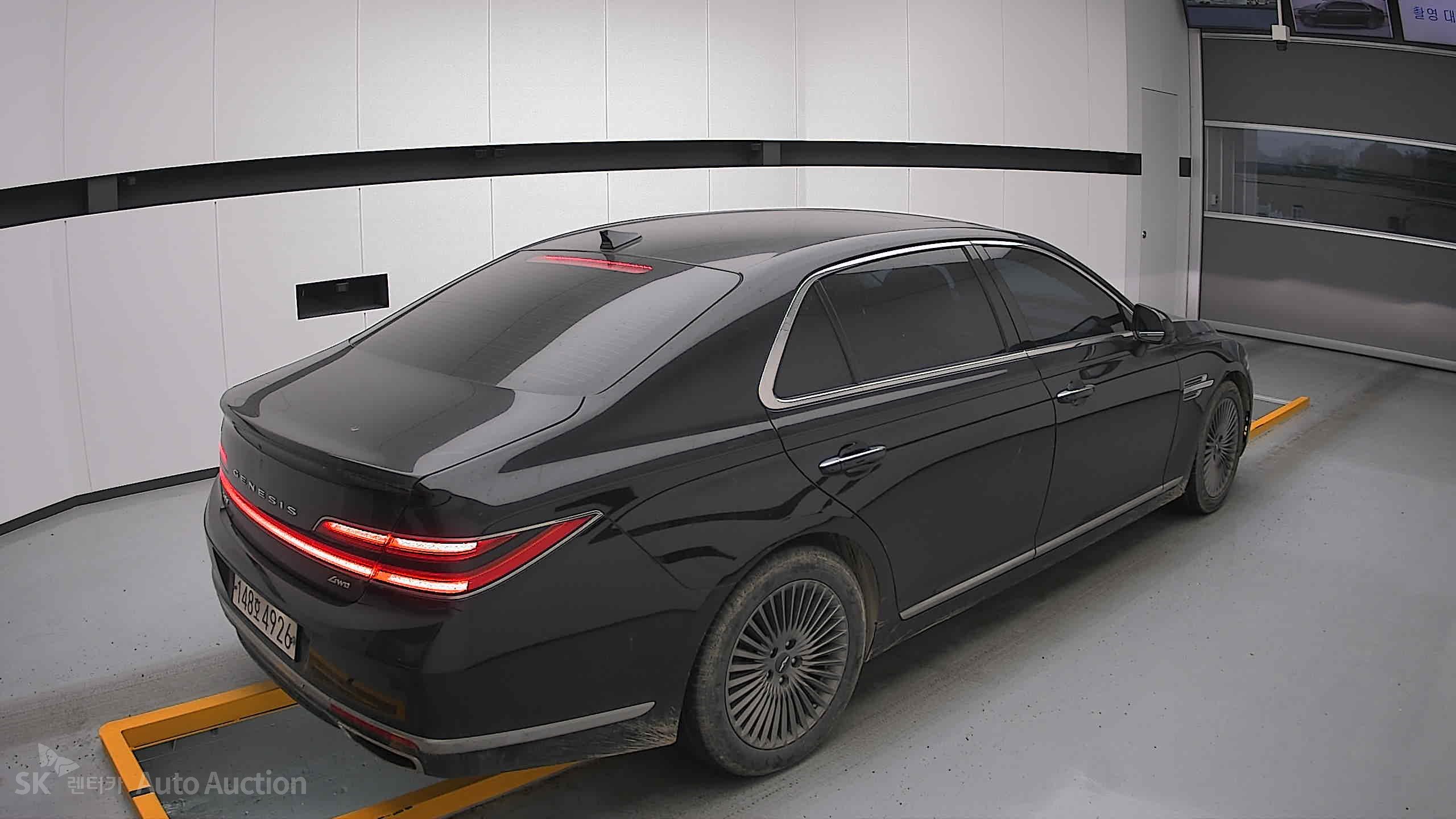 2021 - genesis g90