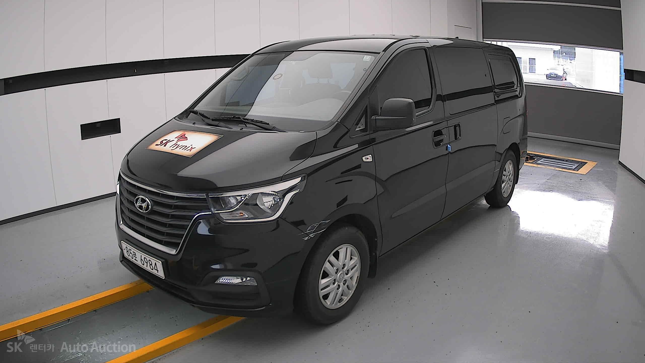 2021 - hyundai grand starex