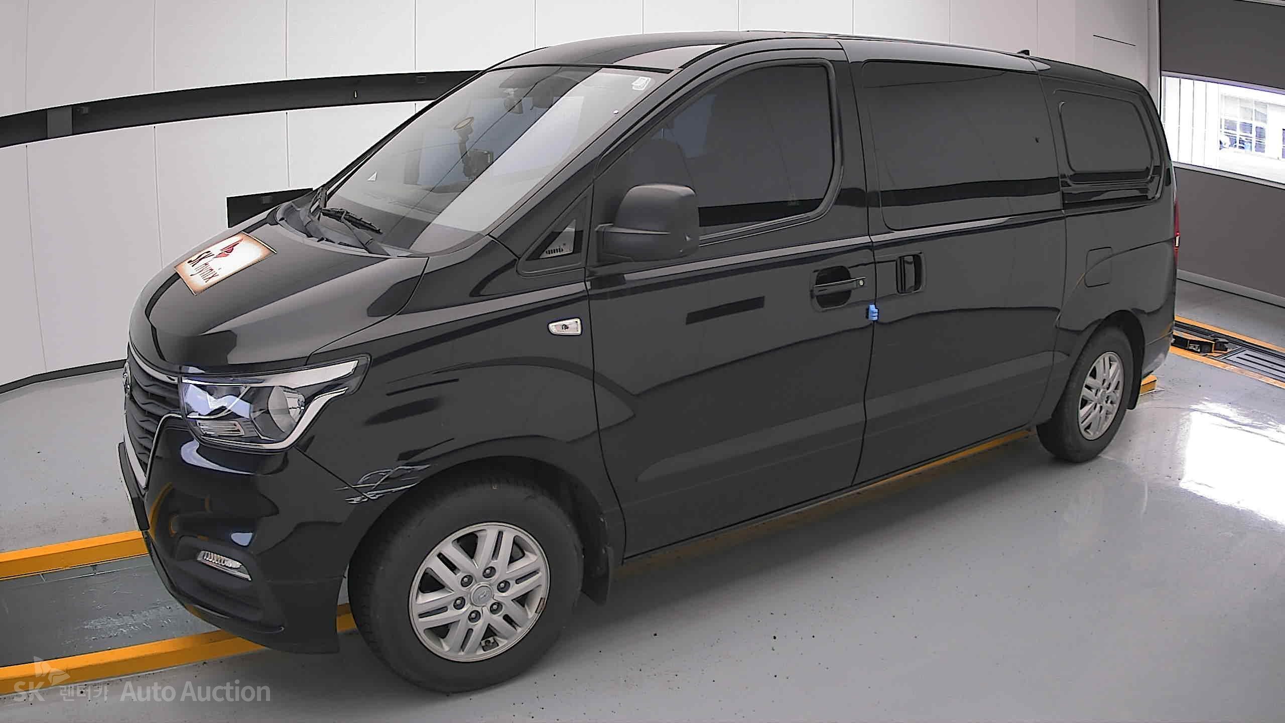 2021 - hyundai grand starex