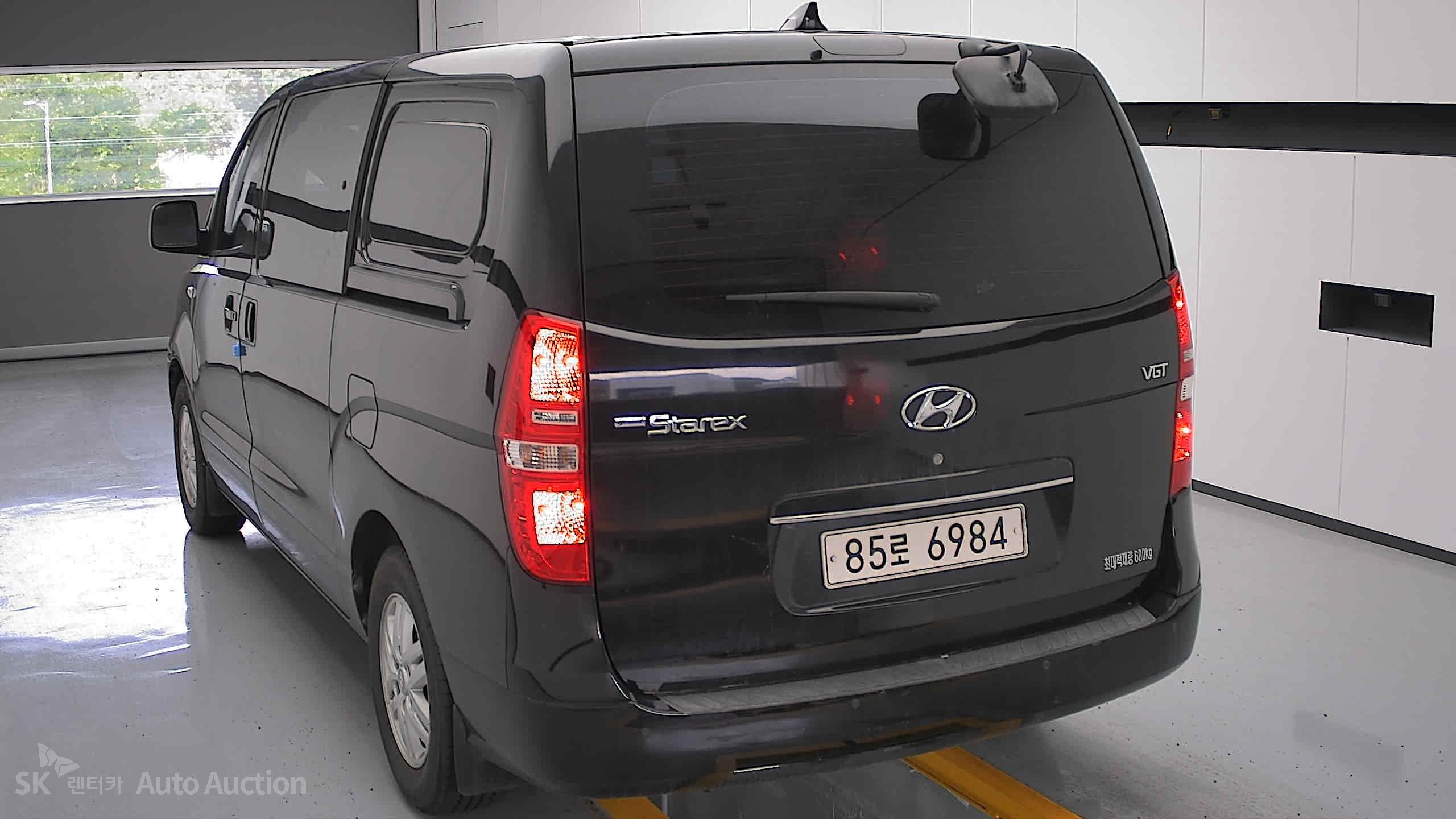 2021 - hyundai grand starex