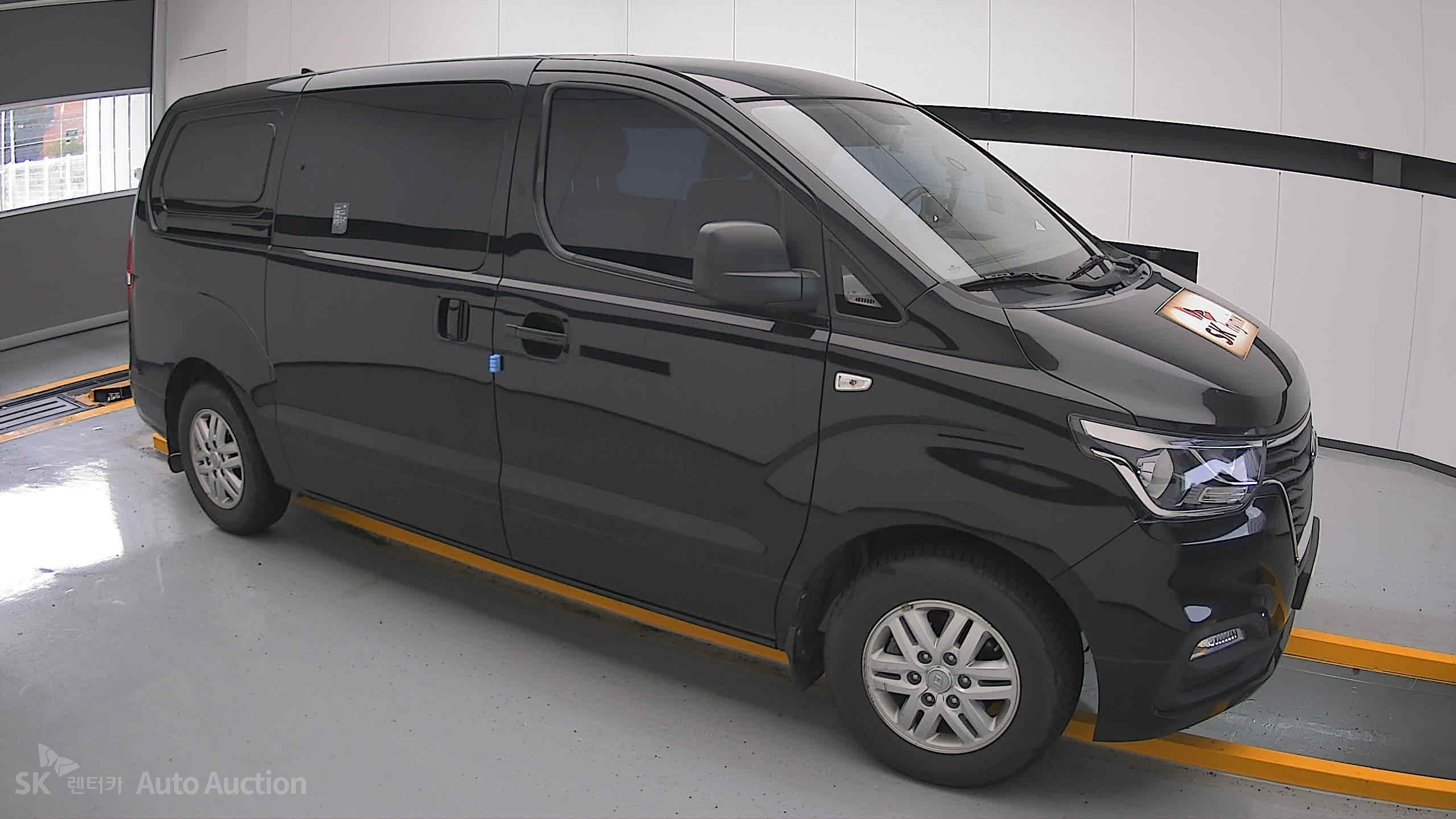 2021 - hyundai grand starex