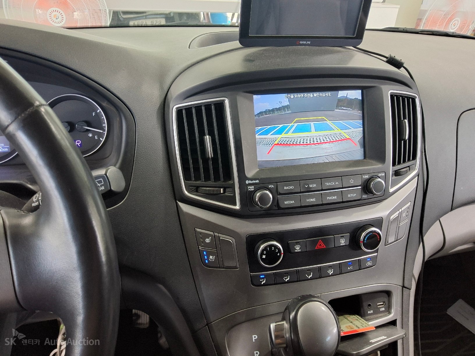 2021 - hyundai grand starex