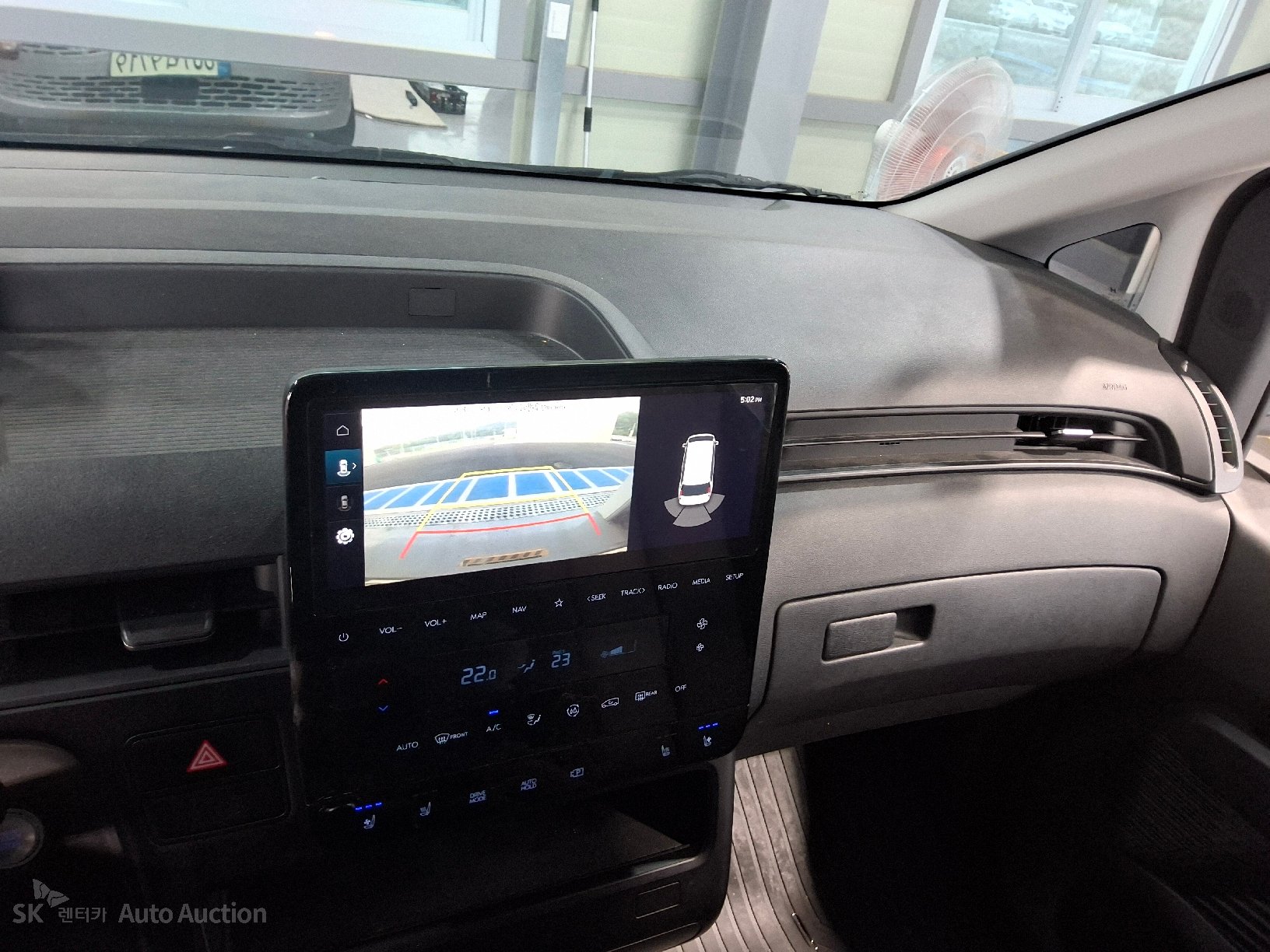 2024 - hyundai staria