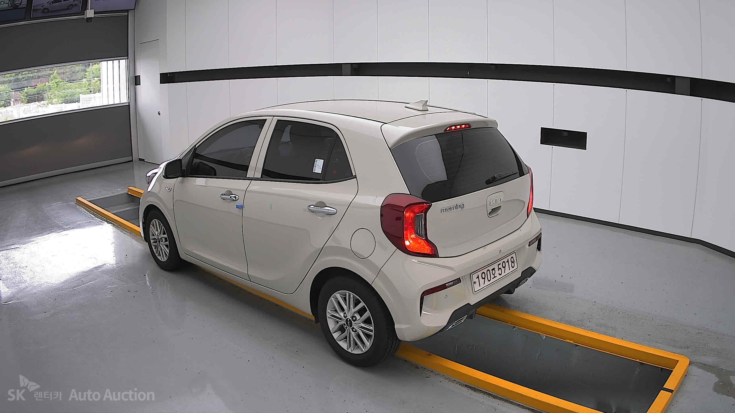 2022 - kia morning