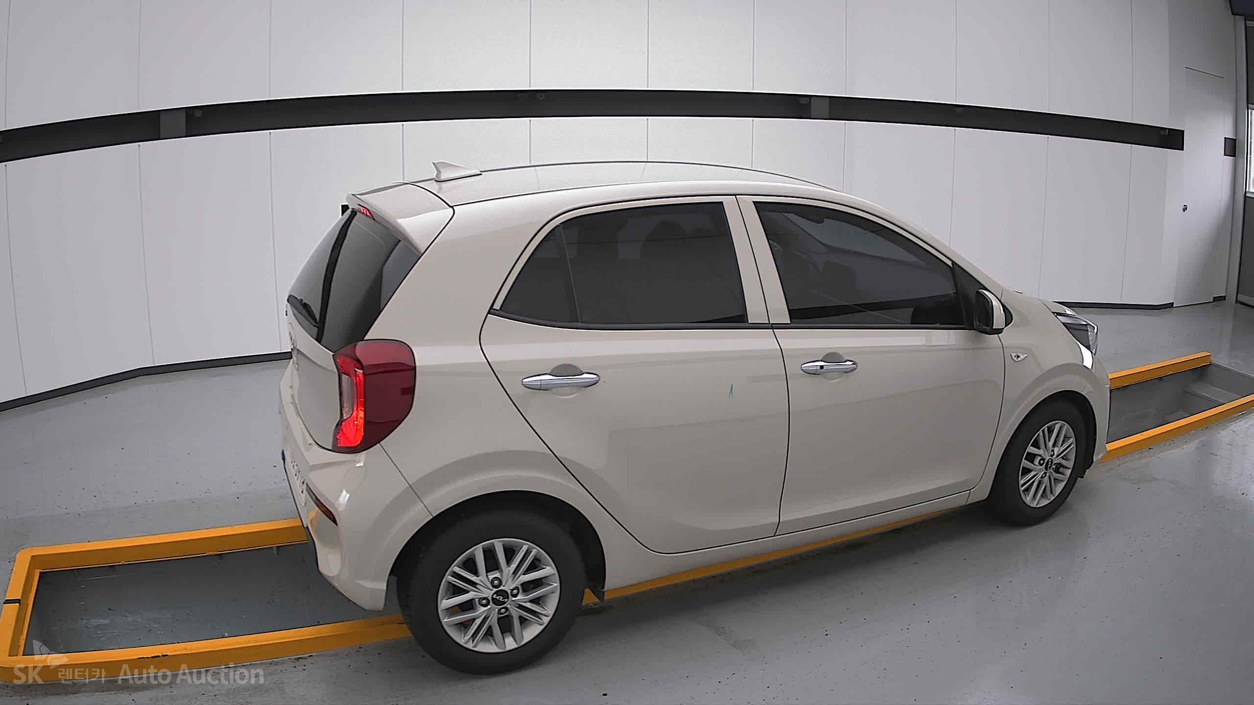 2022 - kia morning
