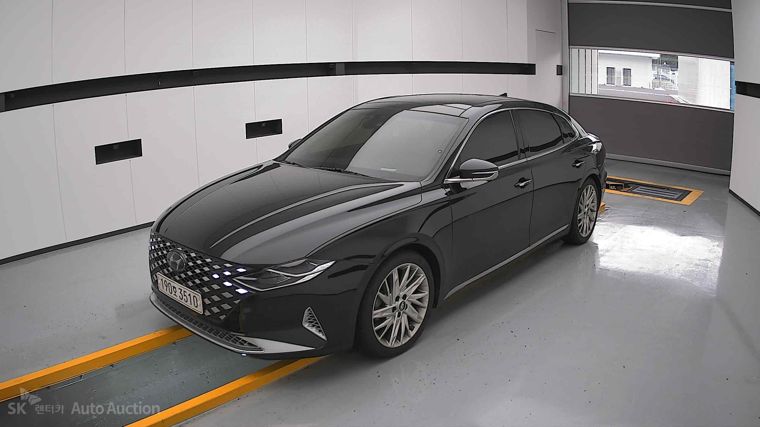 2022 - hyundai grandeur