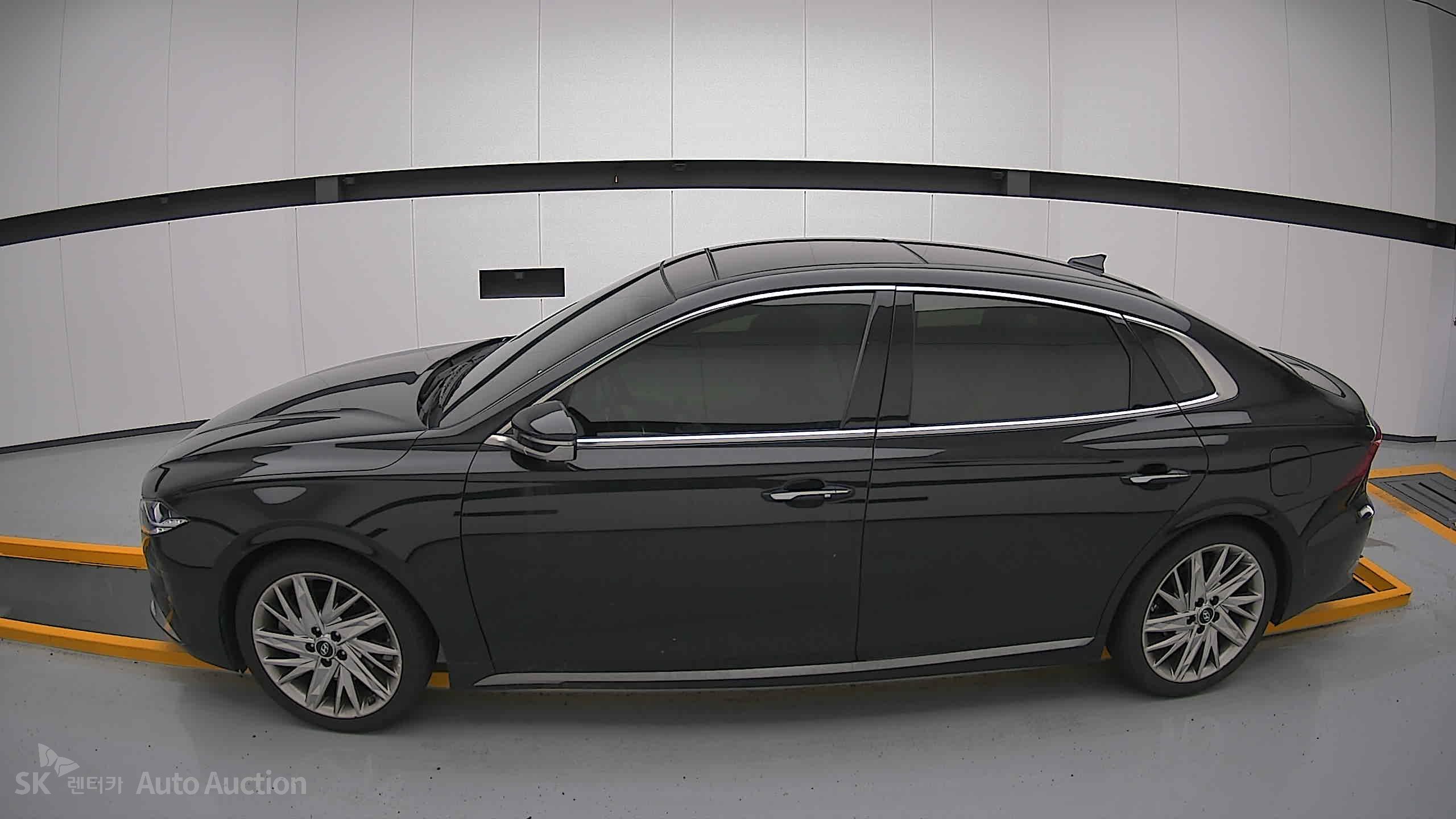 2022 - hyundai grandeur