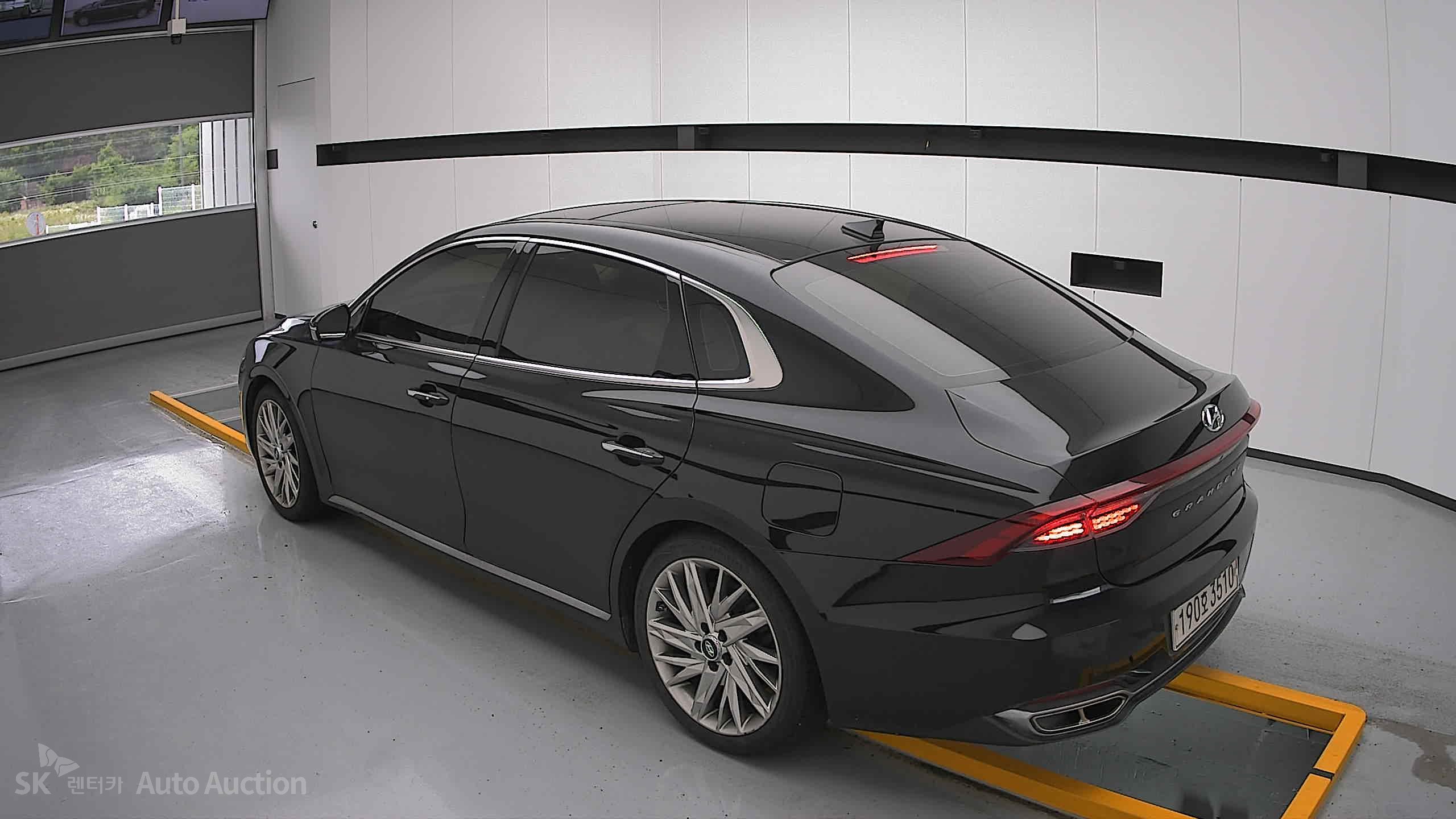 2022 - hyundai grandeur