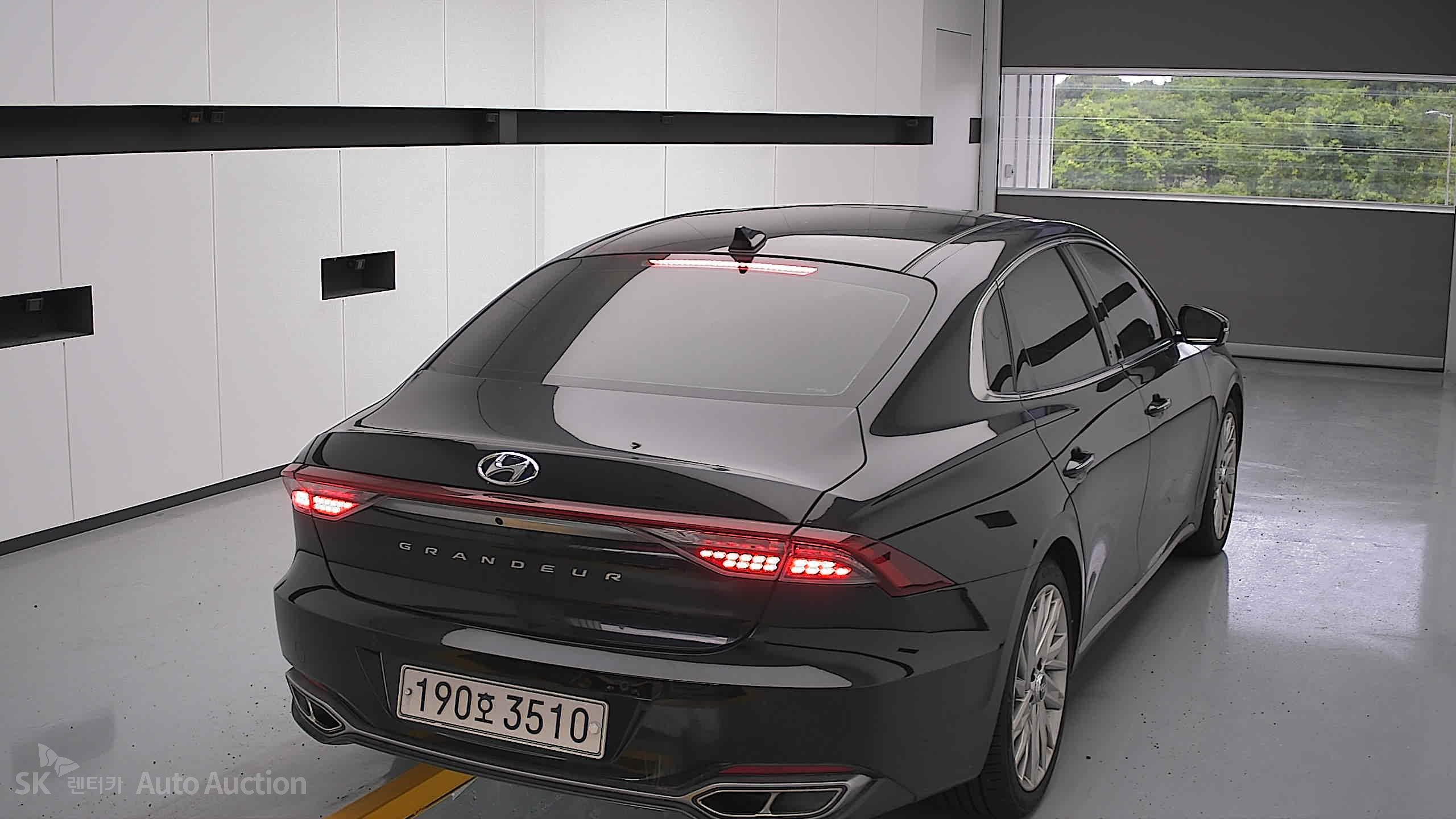 2022 - hyundai grandeur