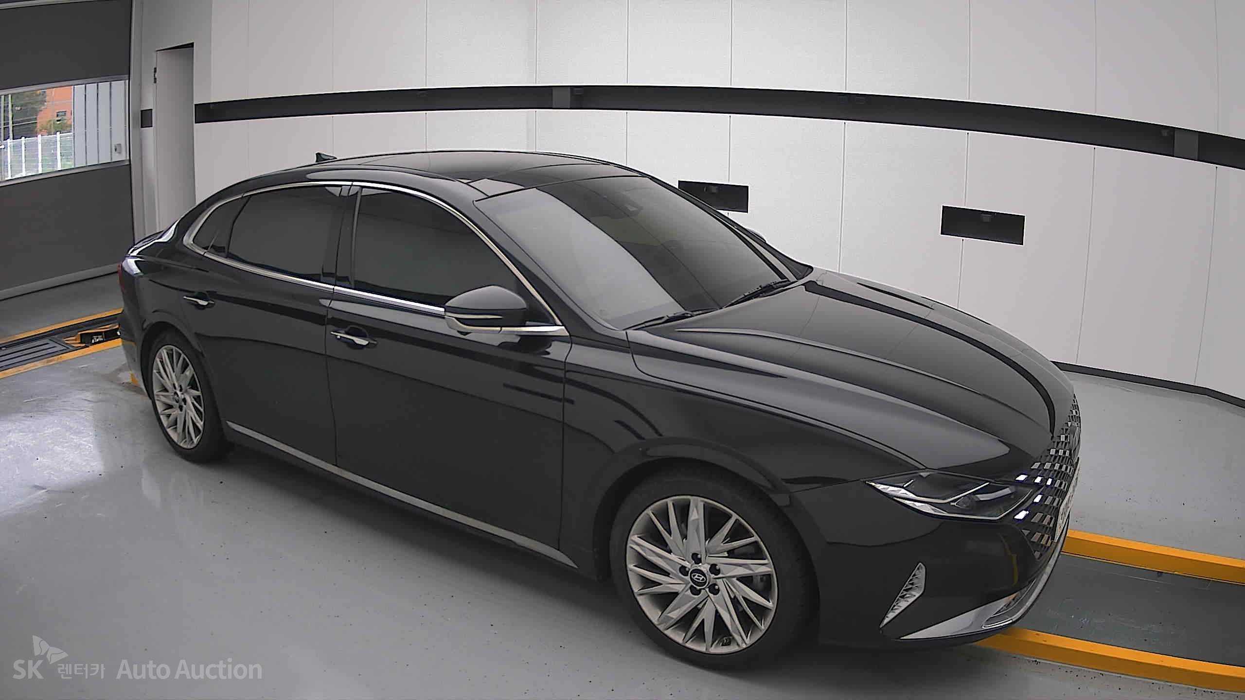 2022 - hyundai grandeur