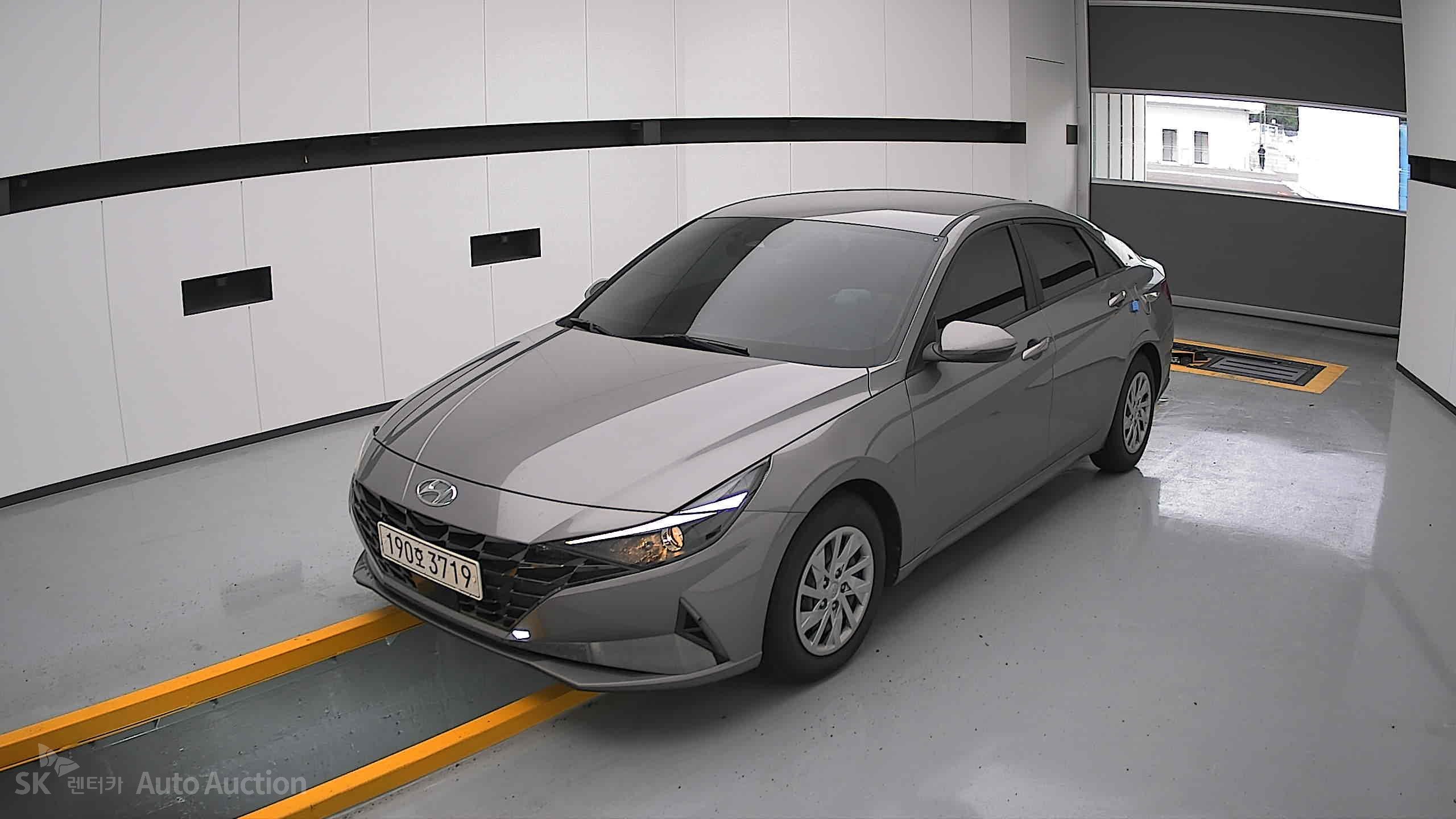 2022 - hyundai avante