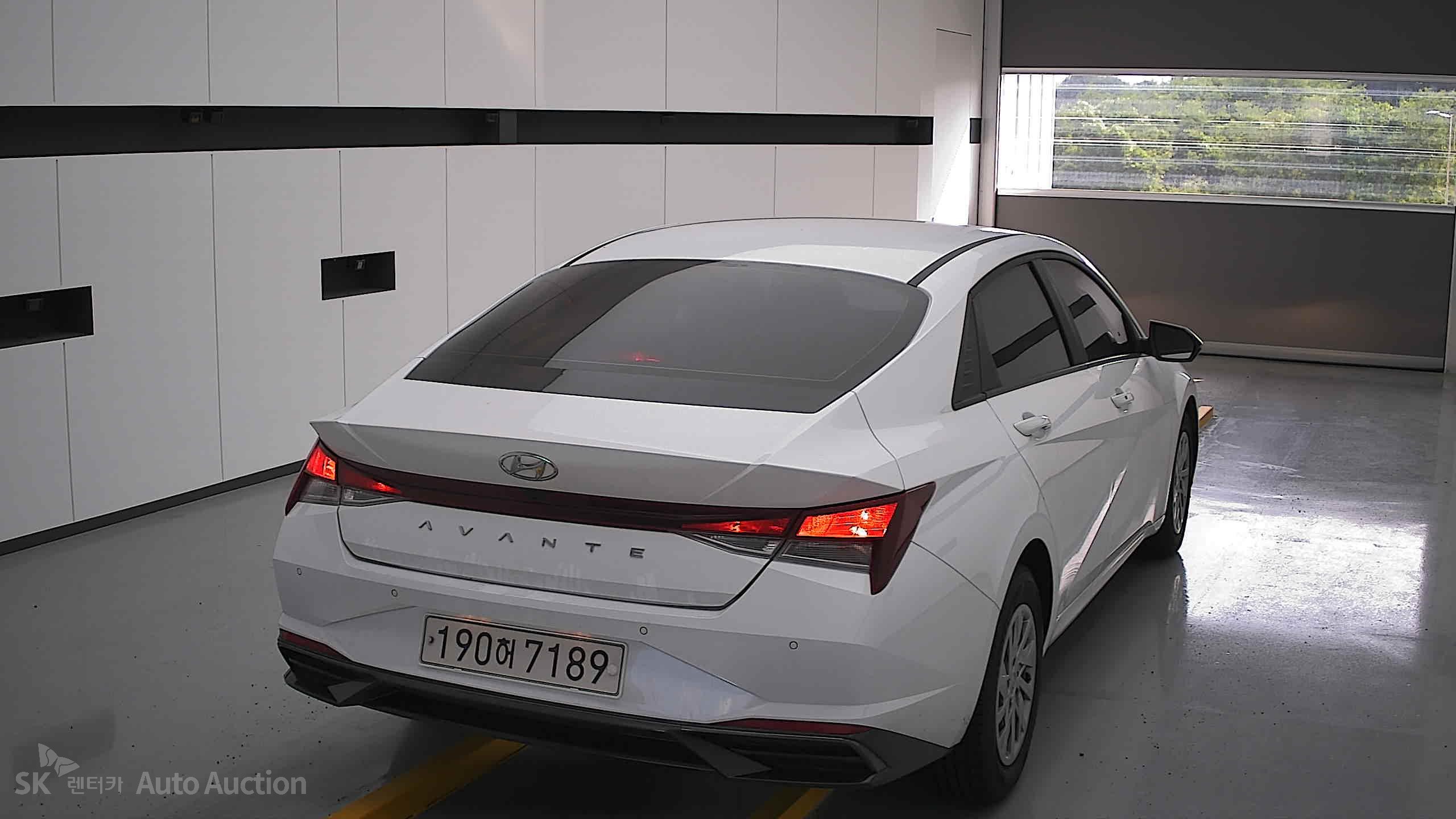 2022 - hyundai avante