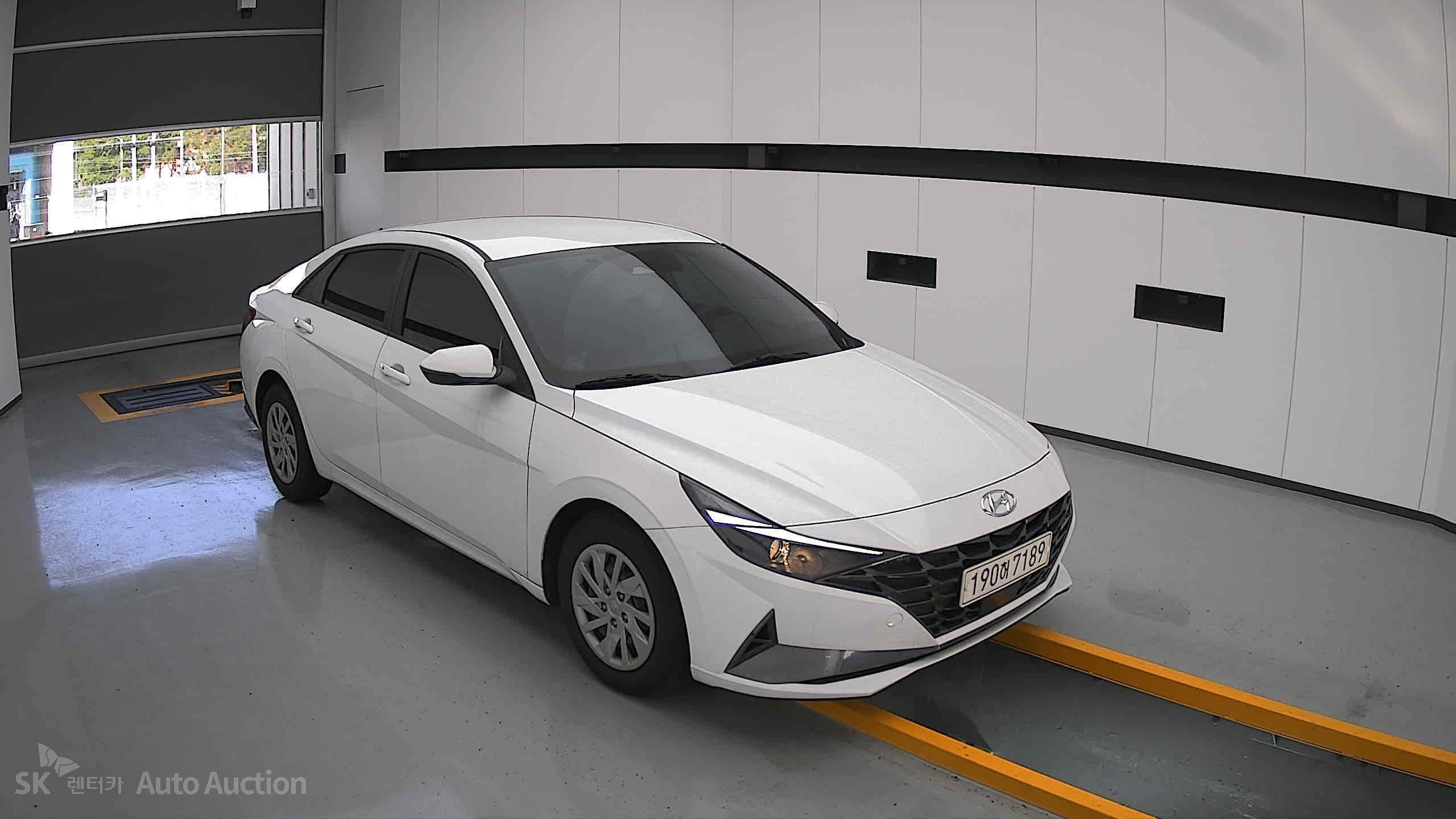 2022 - hyundai avante