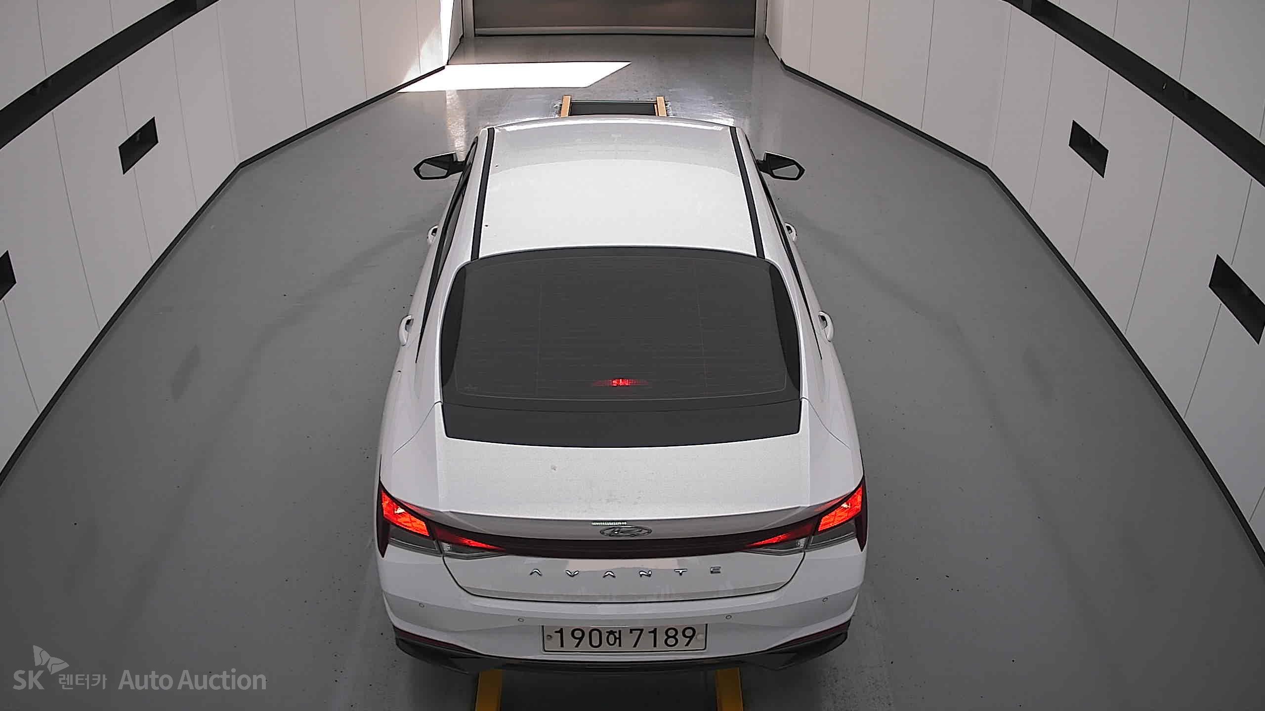 2022 - hyundai avante