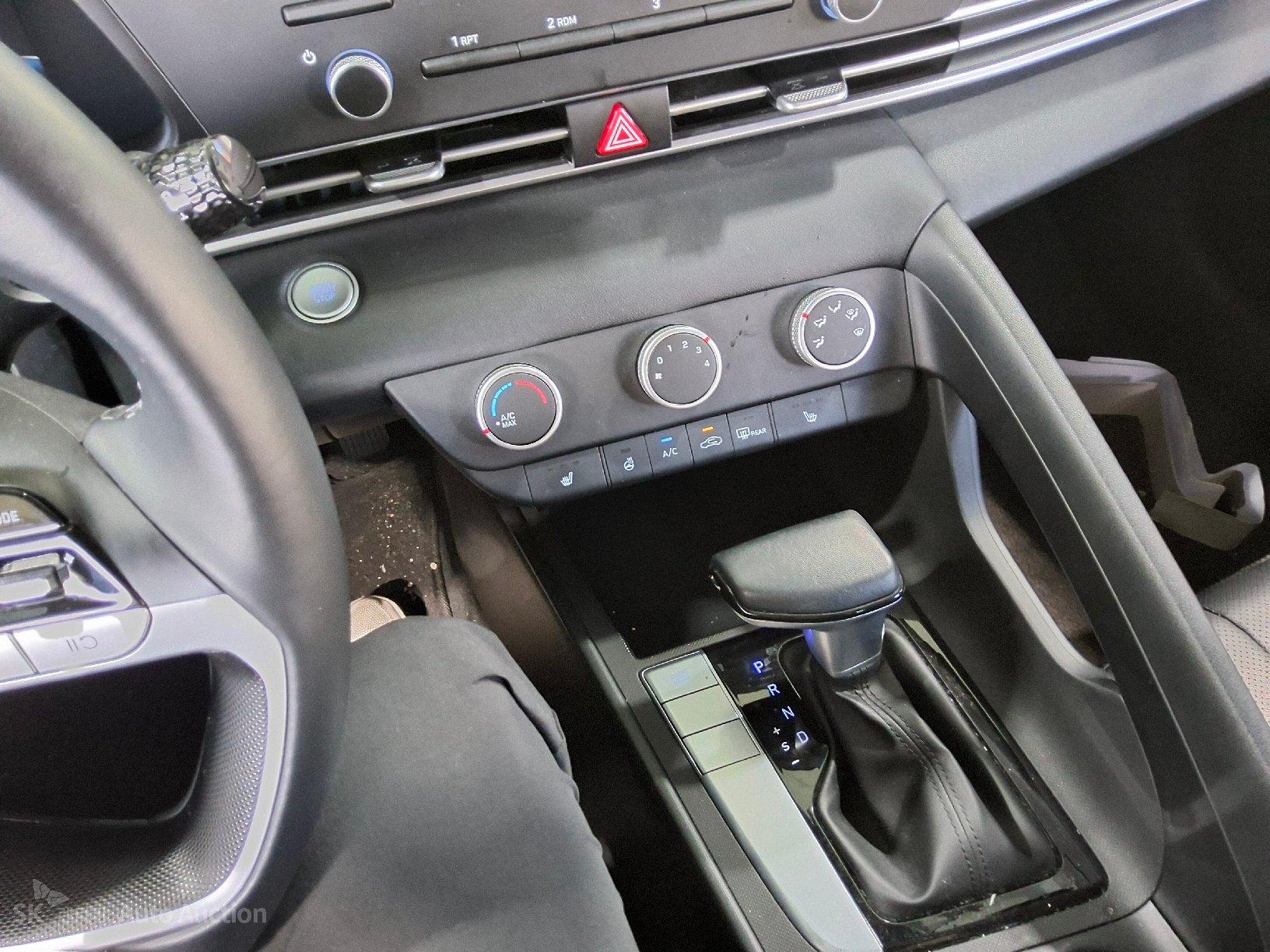 2022 - hyundai avante